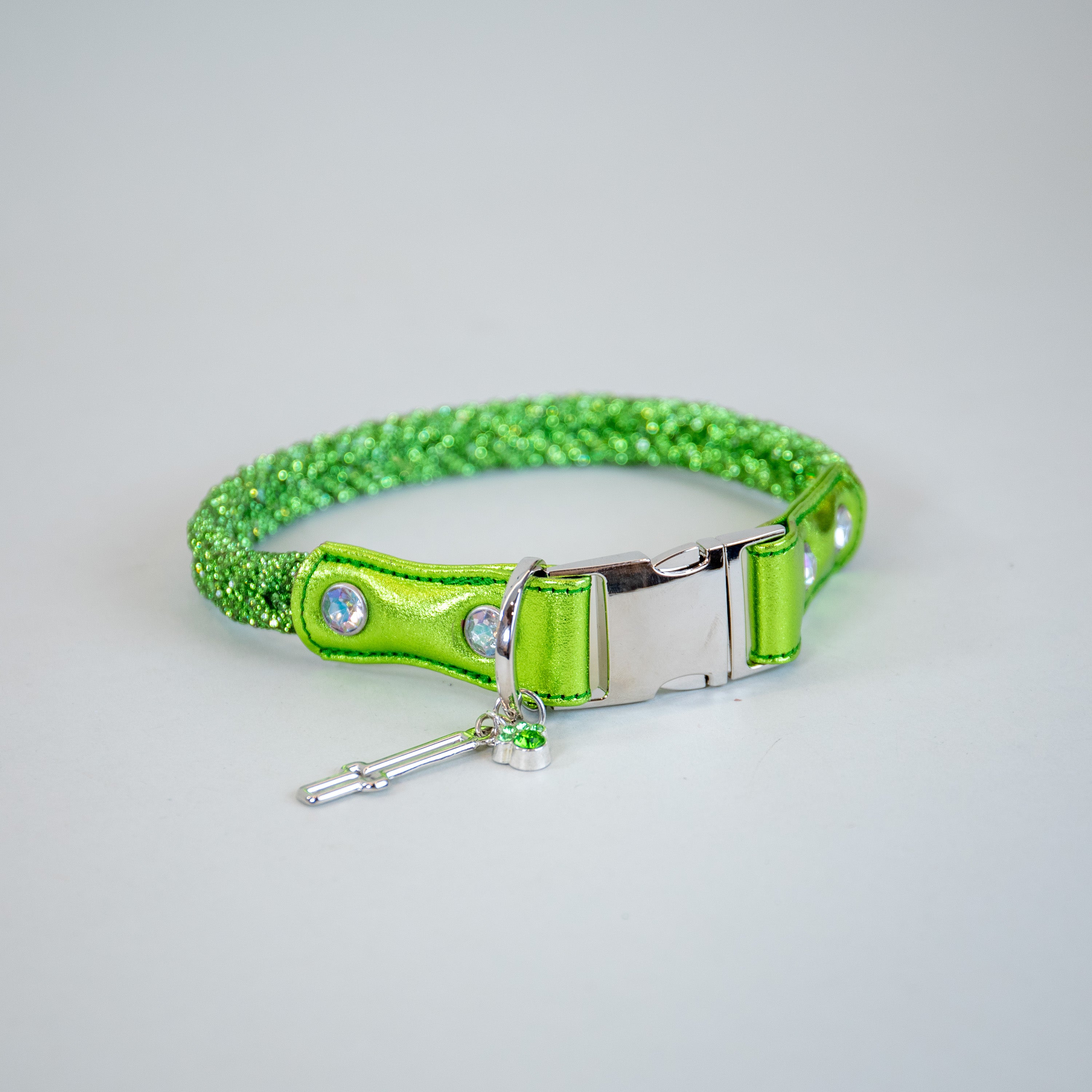 Ultraviolet Crystal Collars