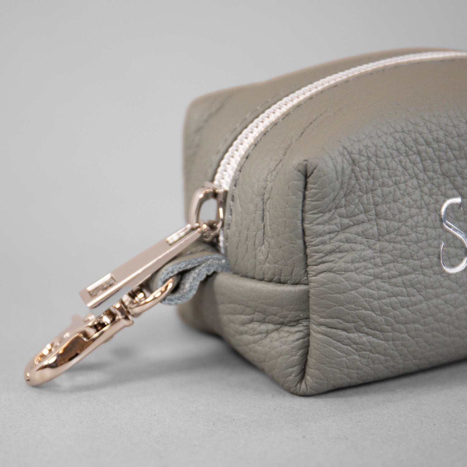 The Original Clean-up Carrier