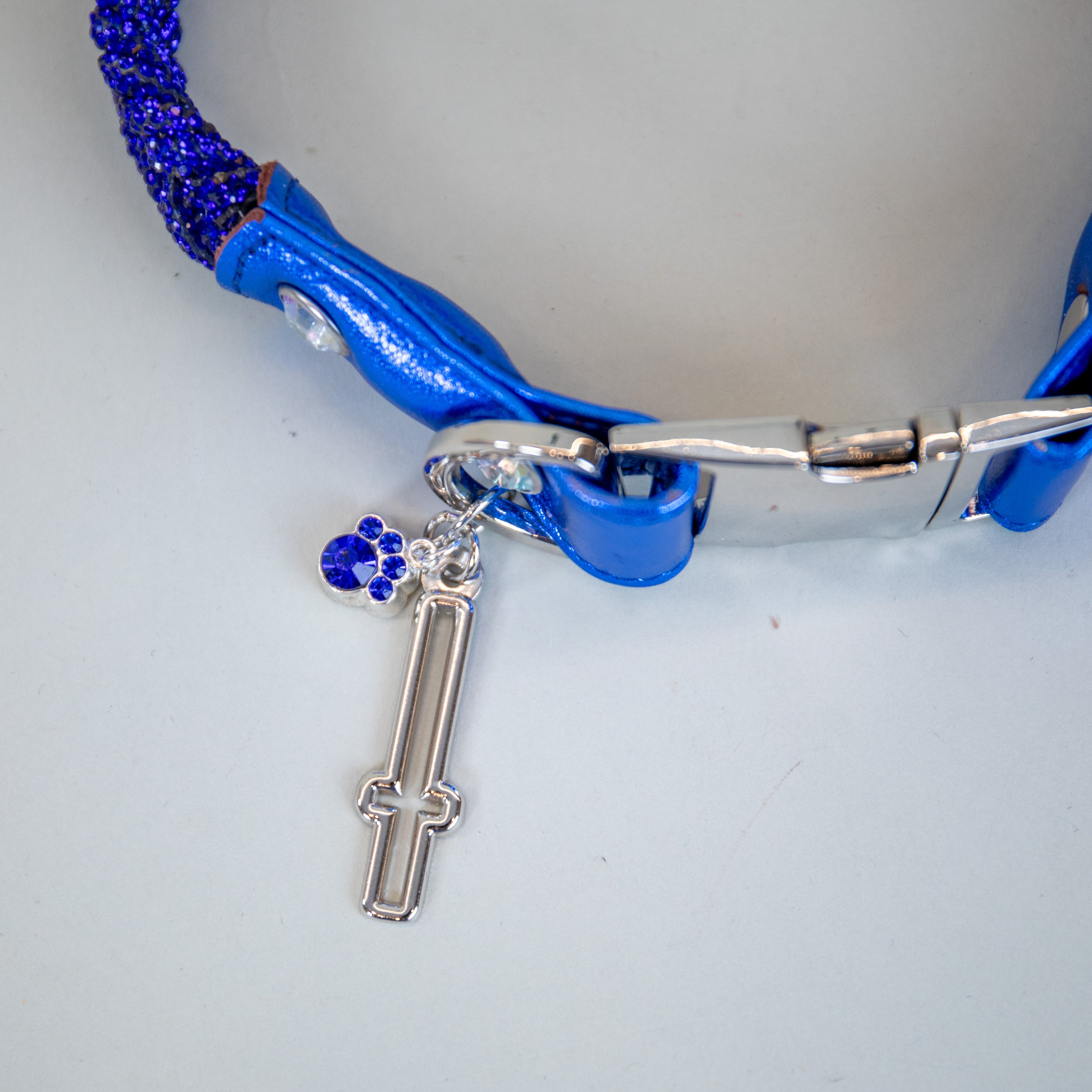 Ultraviolet Crystal Collars