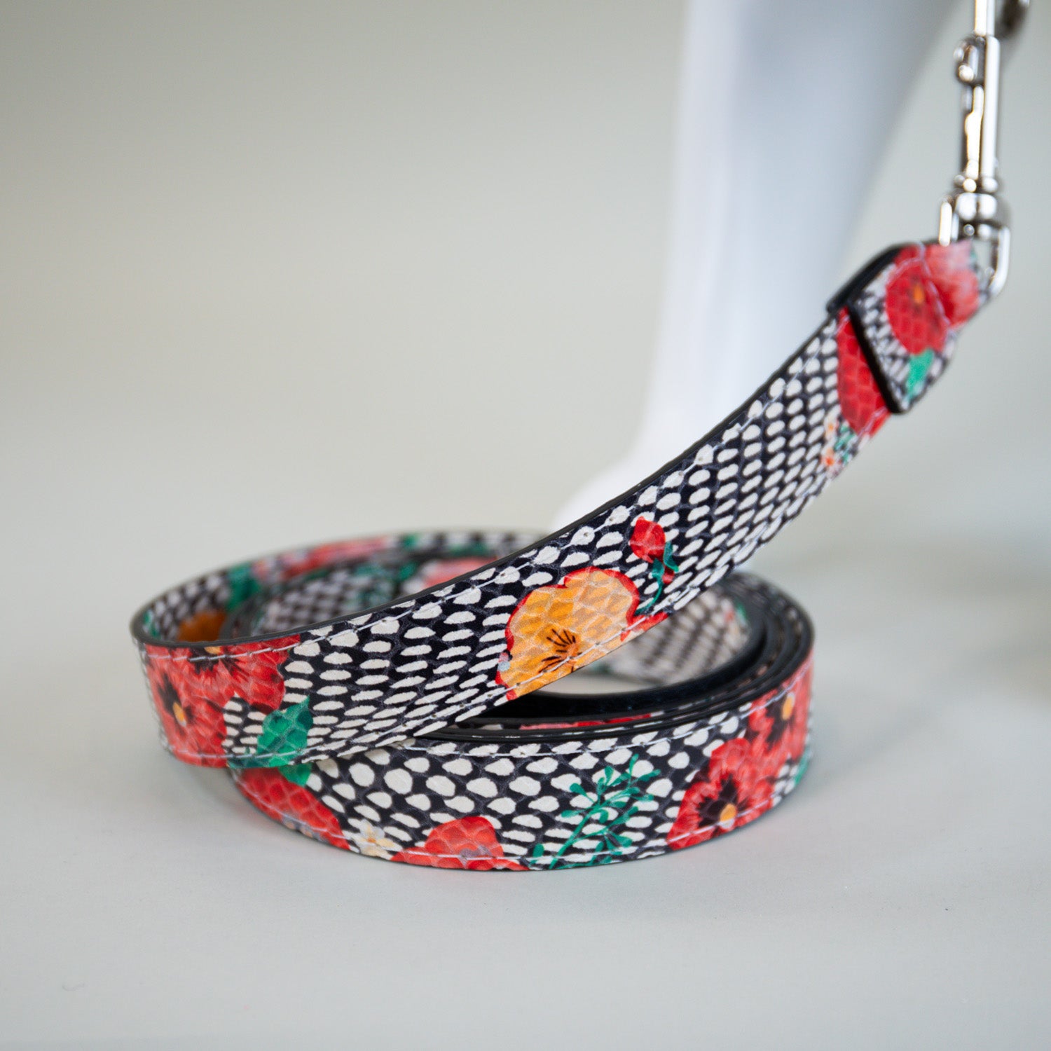Retro Futuristic Primrose Leash