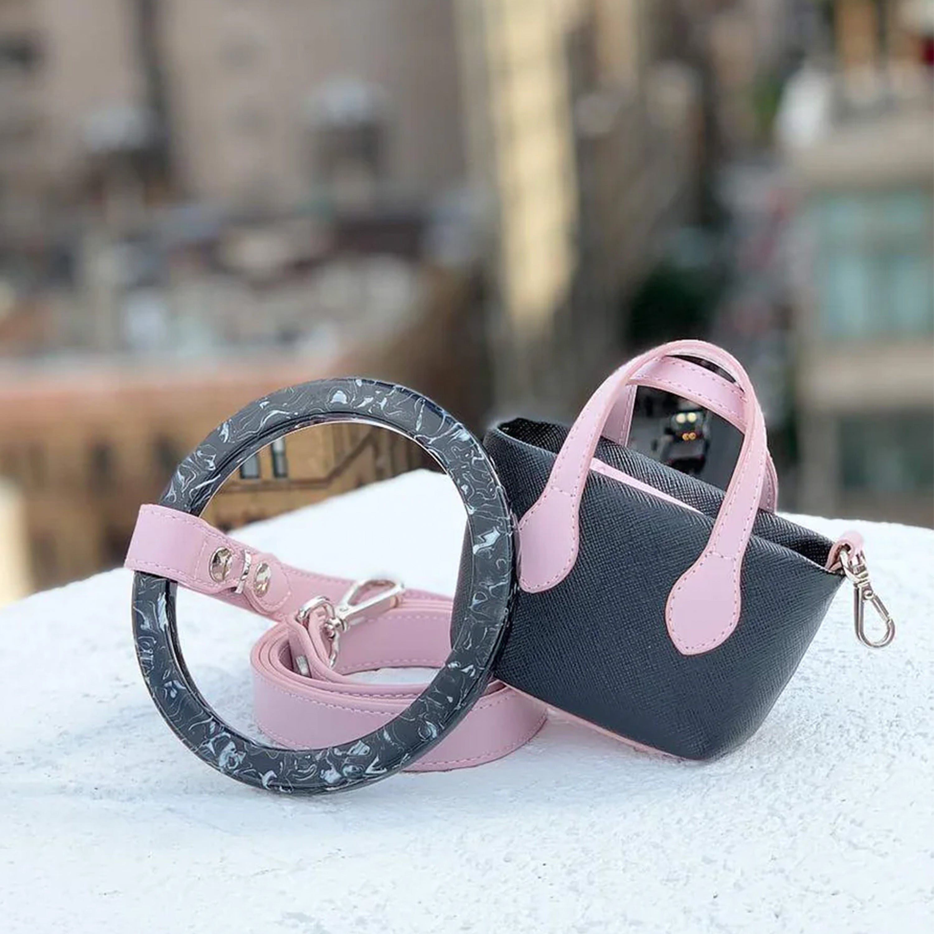 Idyllic Italian Leash