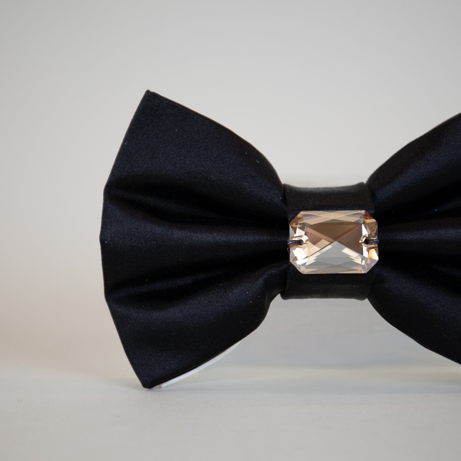 Ebony & Ivory Reversible Bow