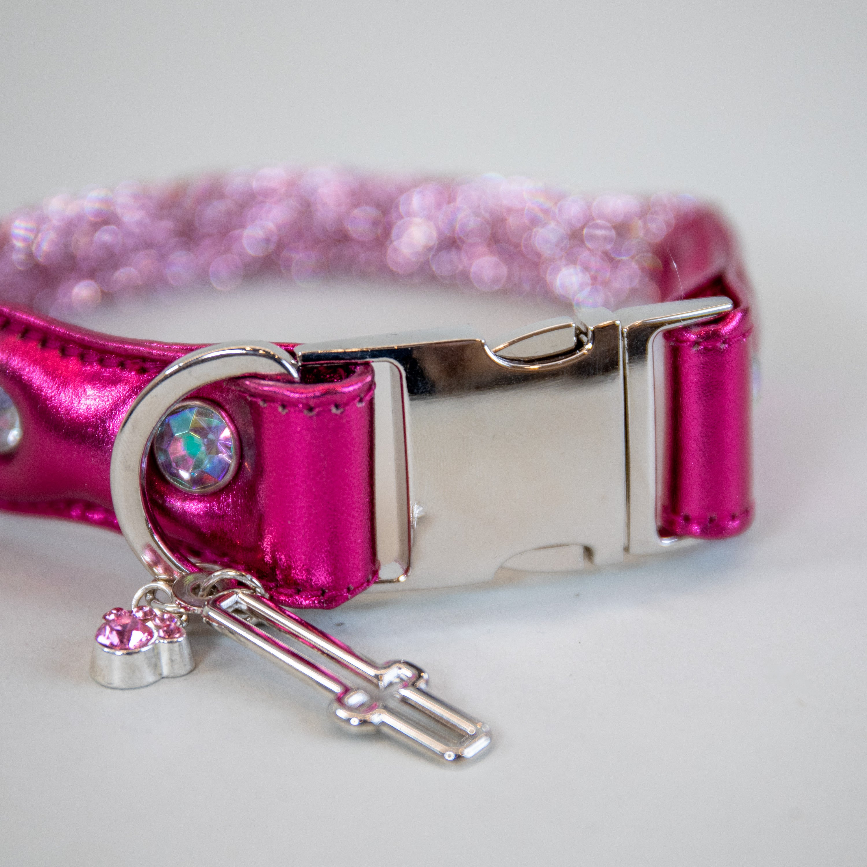 Ultraviolet Crystal Collars