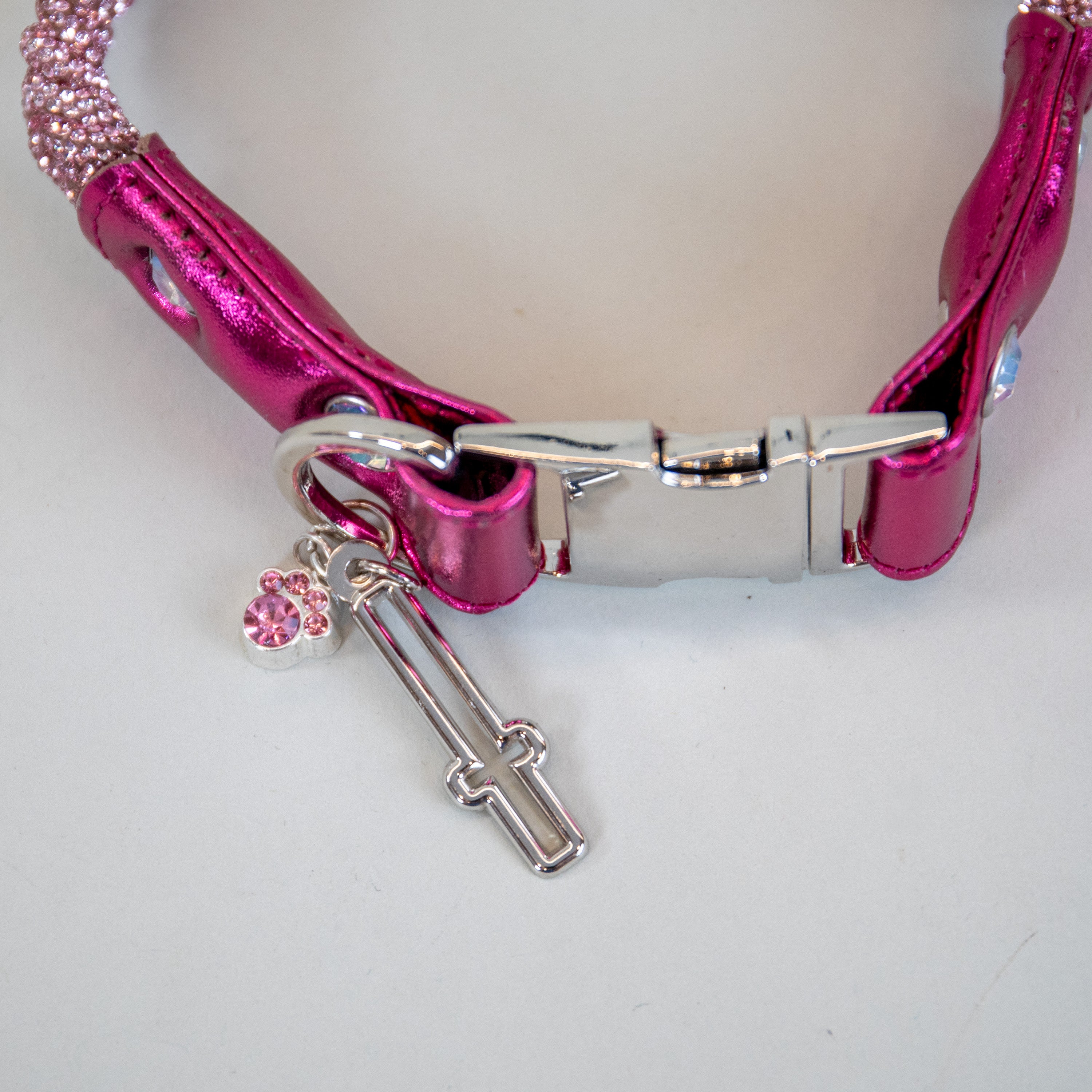 Ultraviolet Crystal Collars