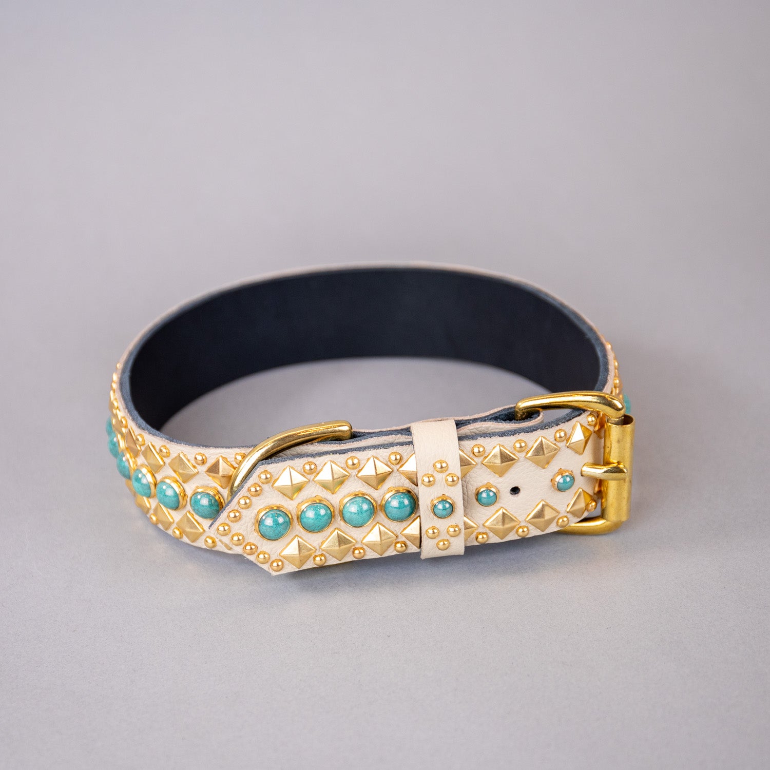 The Sphinx Collar