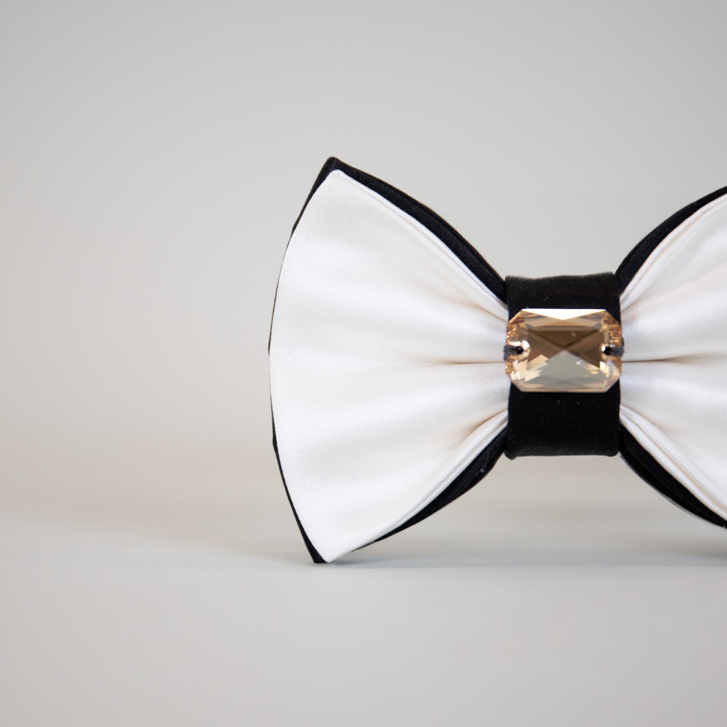 Ebony & Ivory Reversible Bow