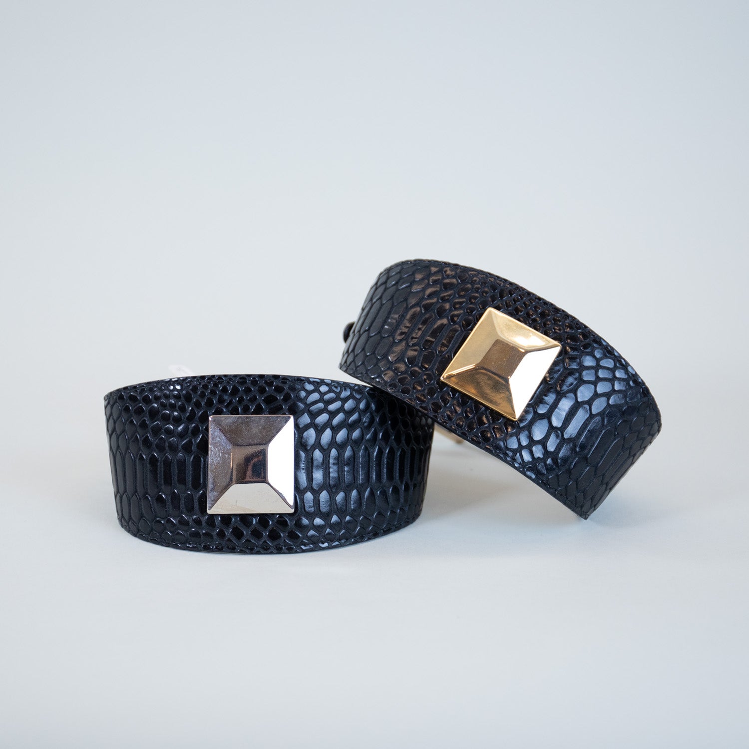 Embossed Obsidian Collar