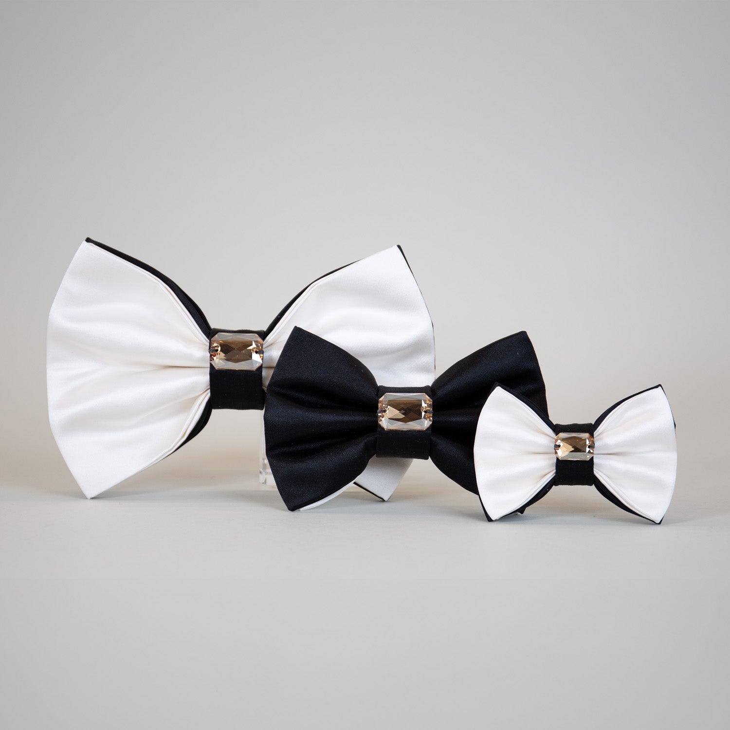 Ebony & Ivory Reversible Bow