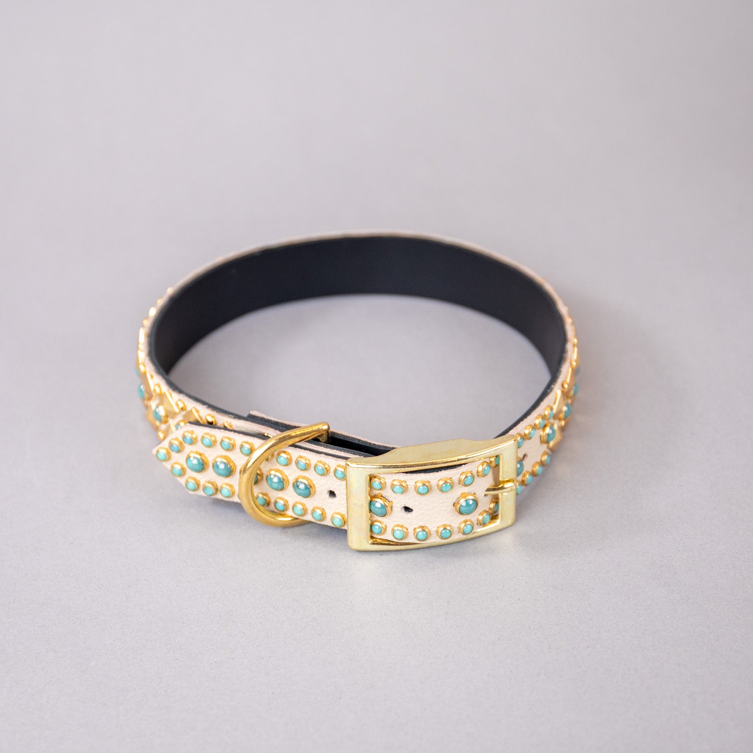 The Sphinx Collar