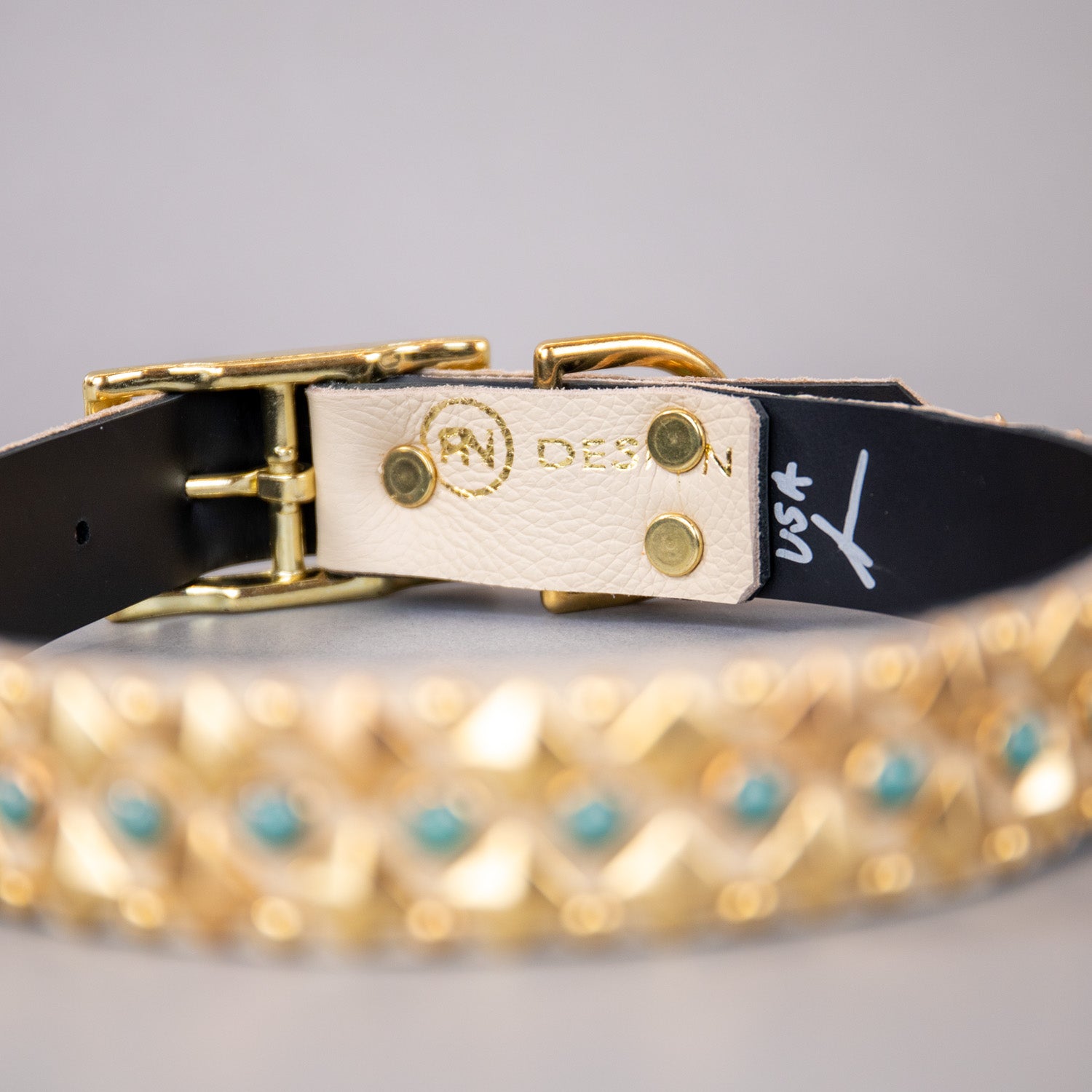 The Sphinx Collar