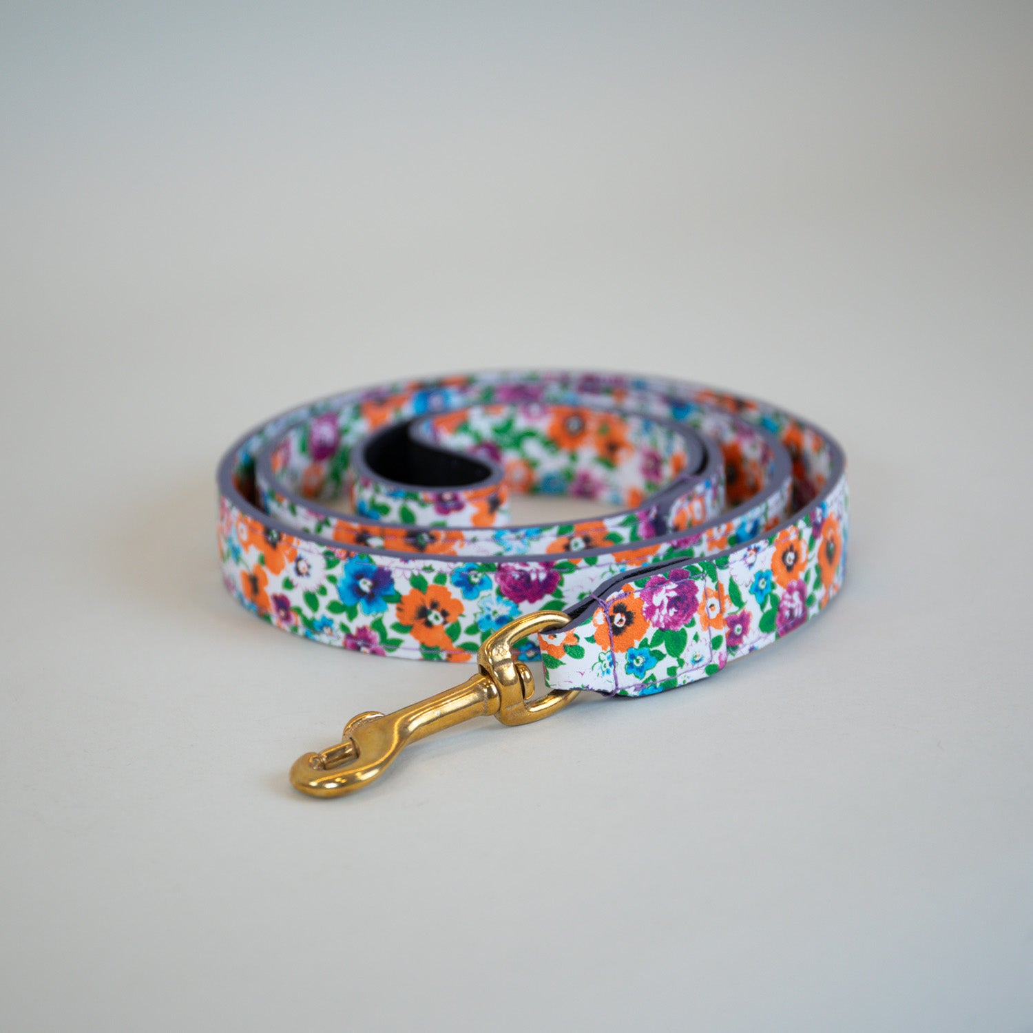 Playful Poppy Leashes