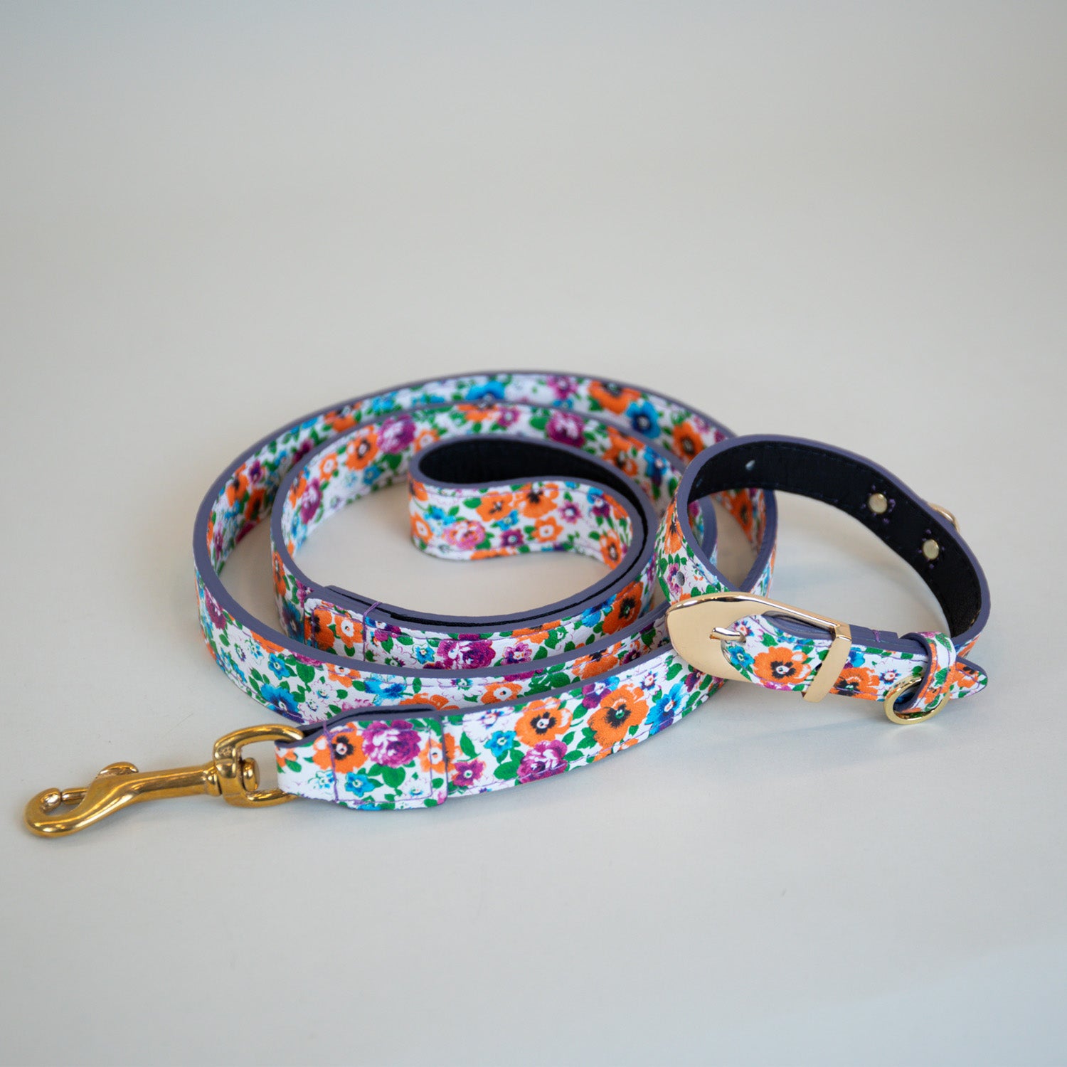 Playful Poppy Leashes