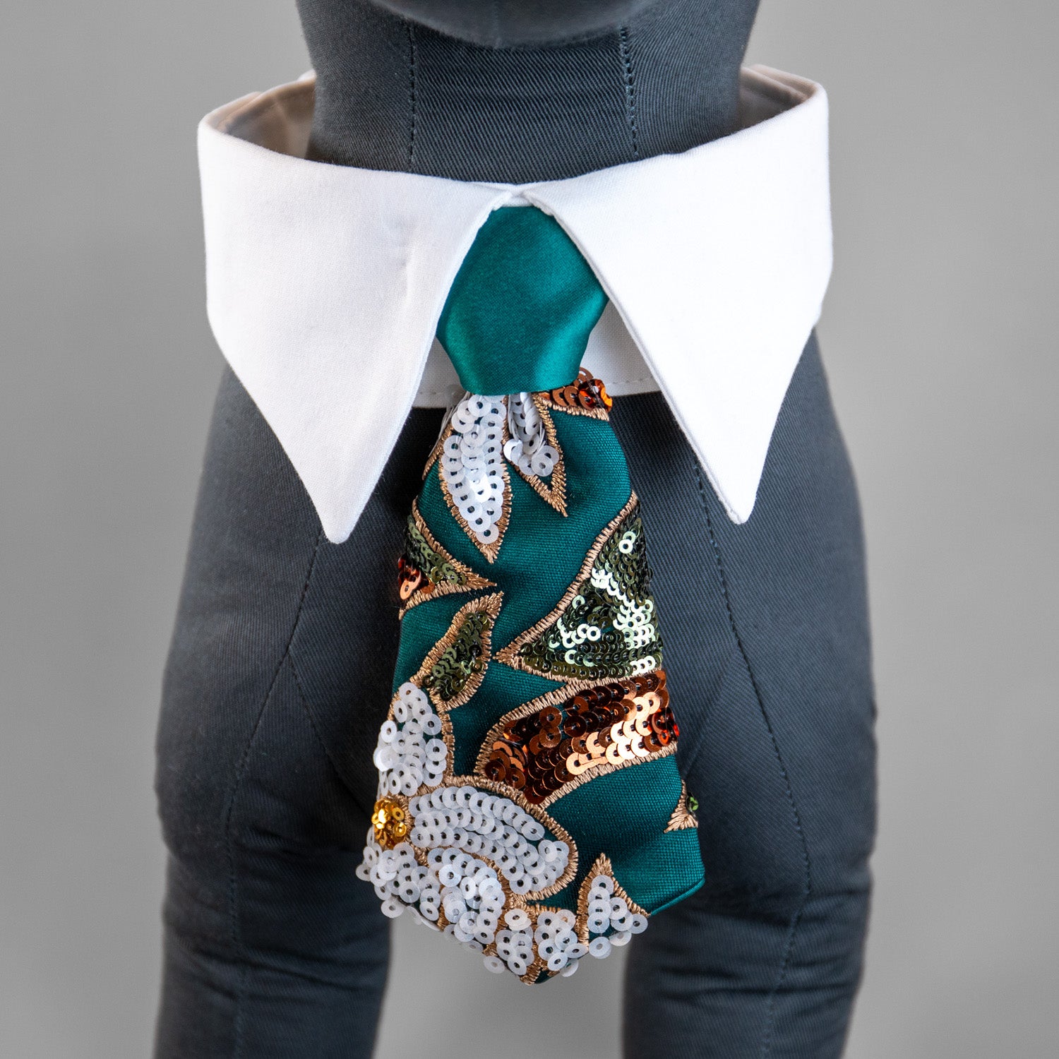 Pixie Poinsettia Tie