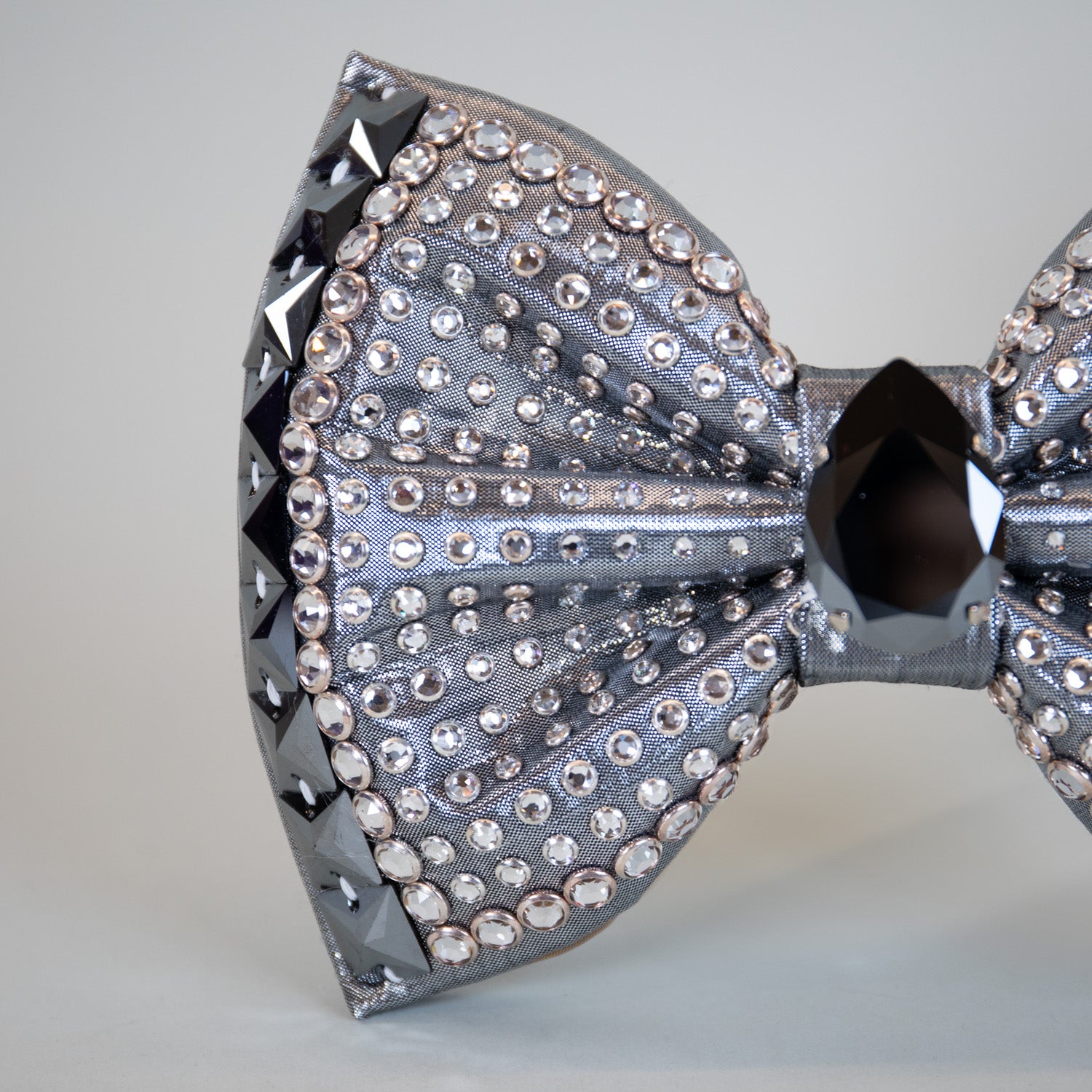 Divine Midnight Bow
