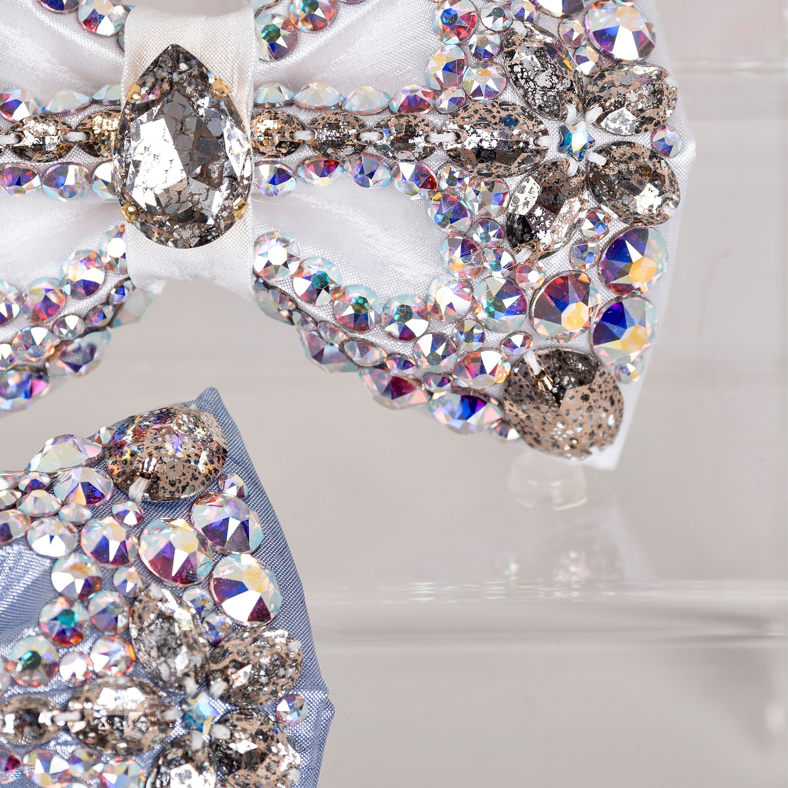 Crackle-Quartz Bow