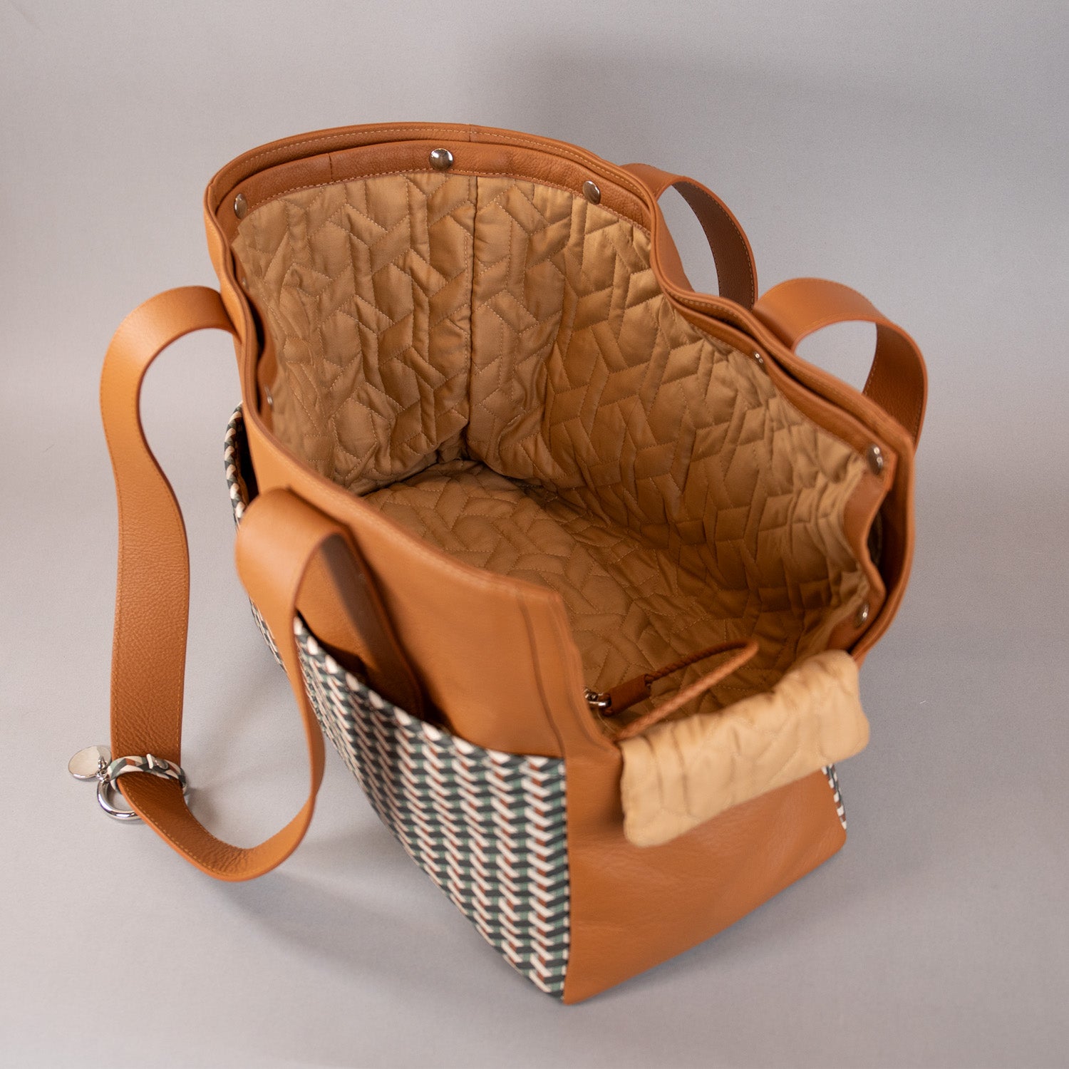 The Pelle Frau Carrier