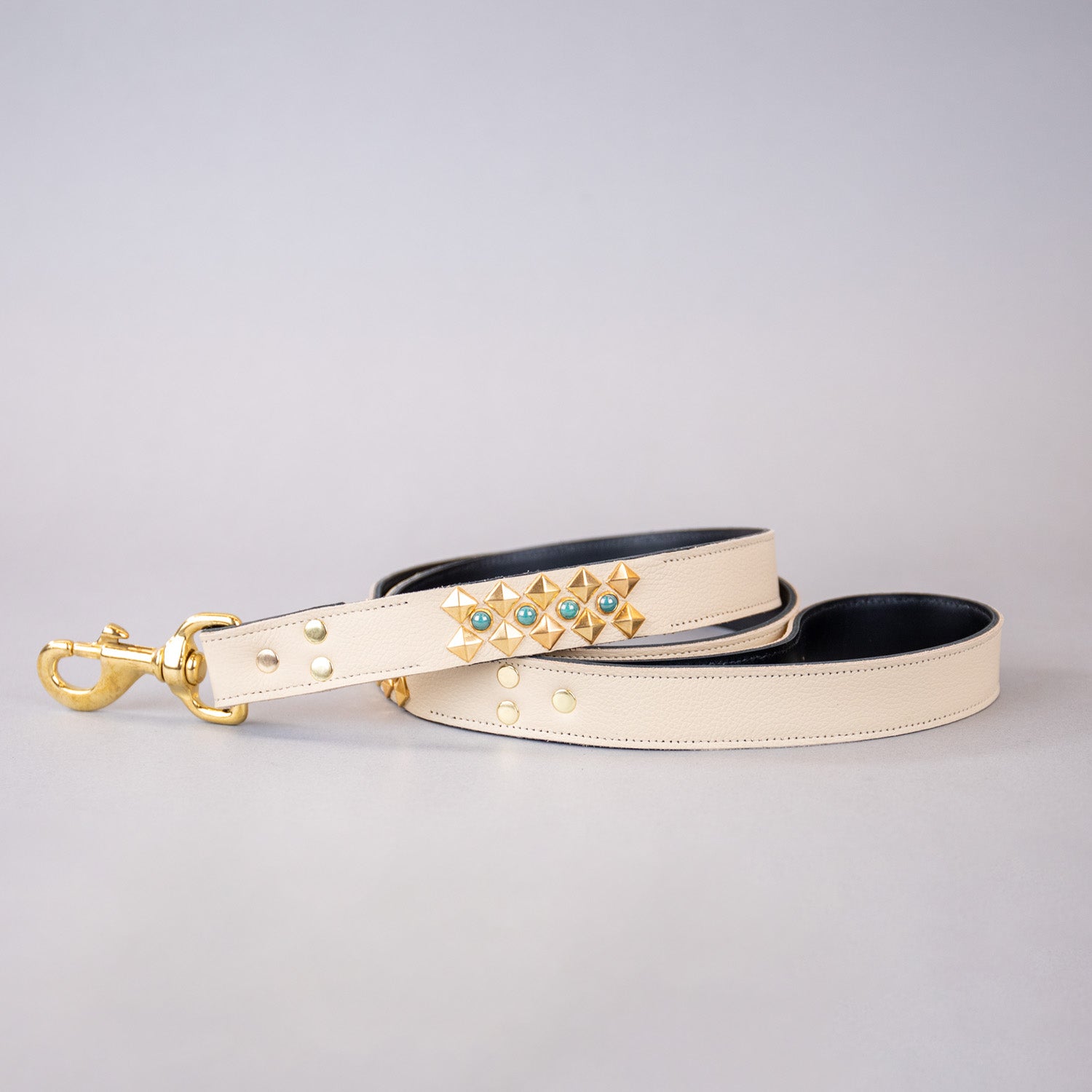 The Sphinx Leash