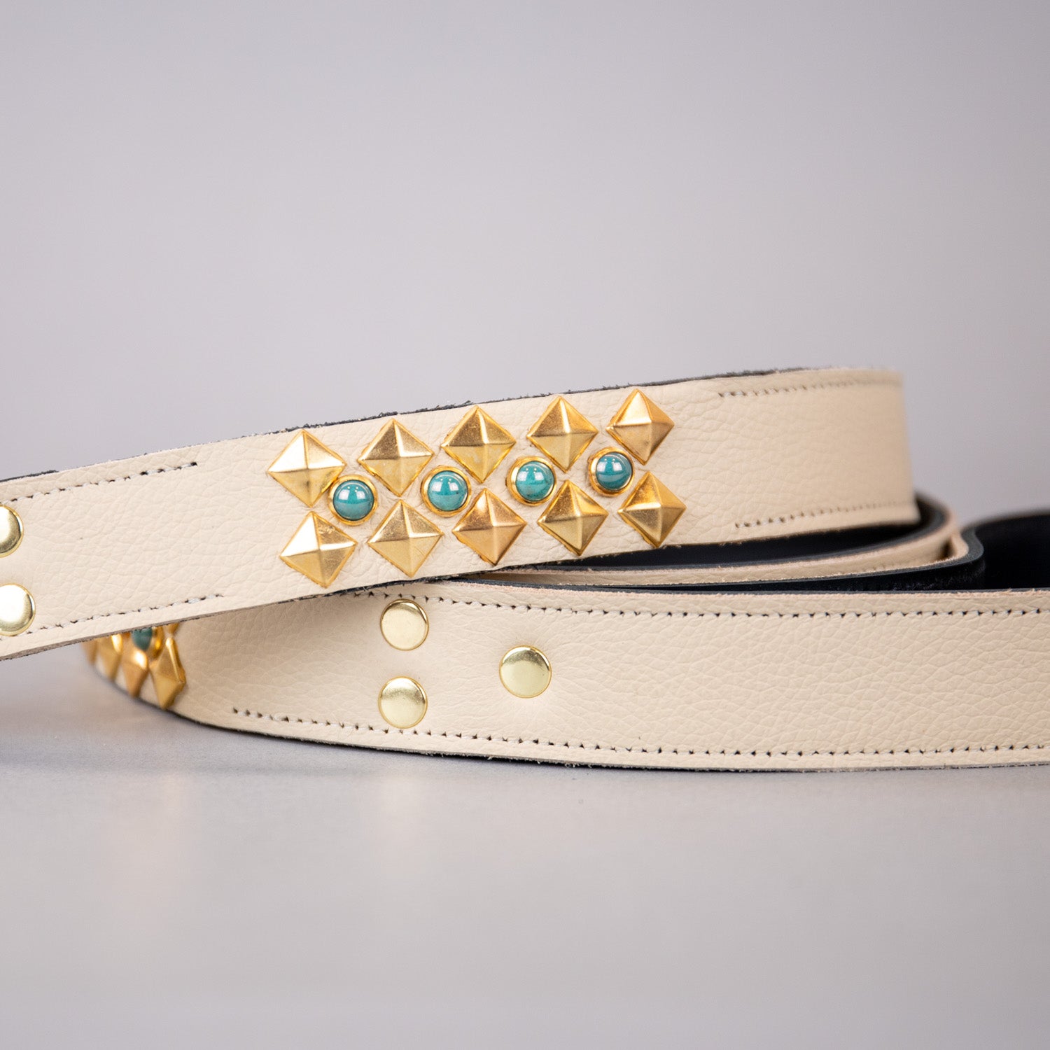 The Sphinx Leash