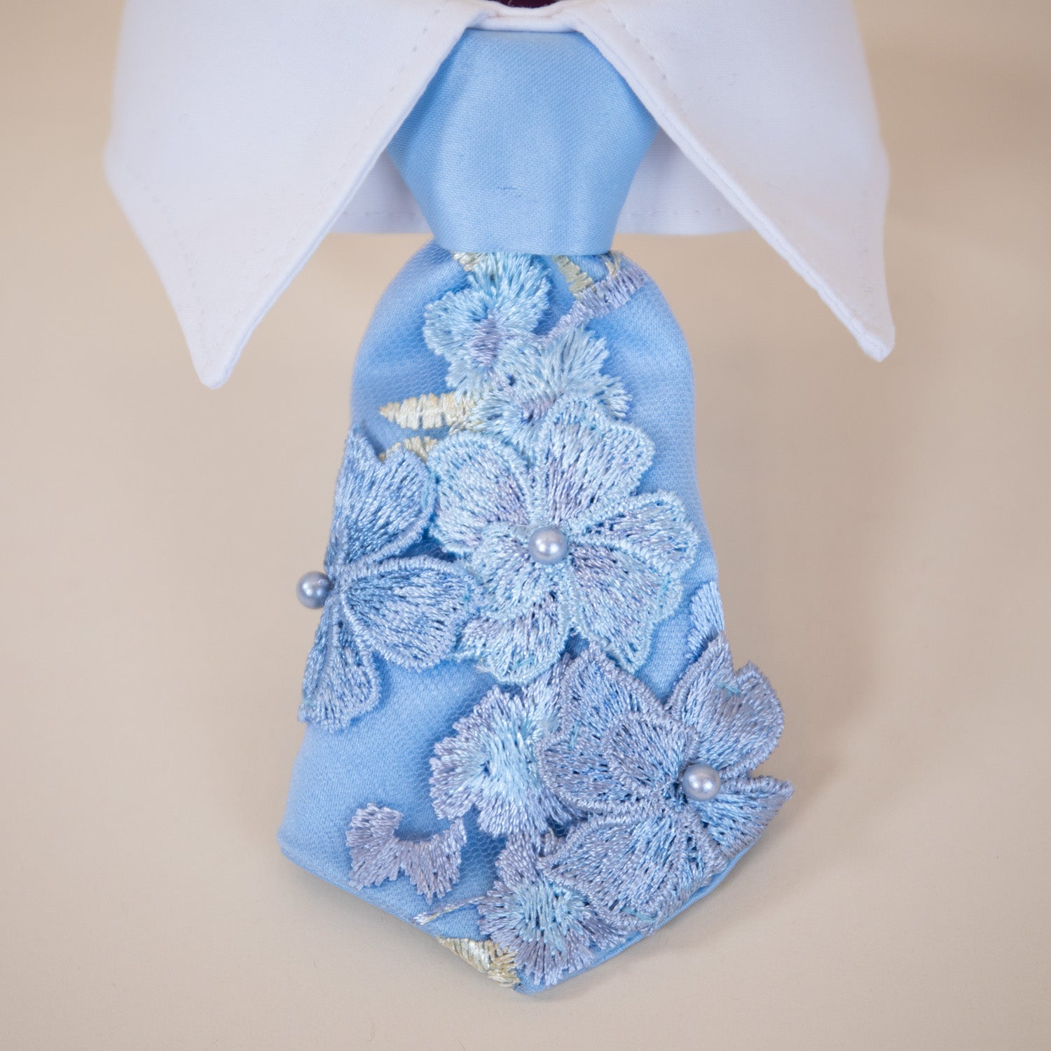 Enchanted Garden Tie