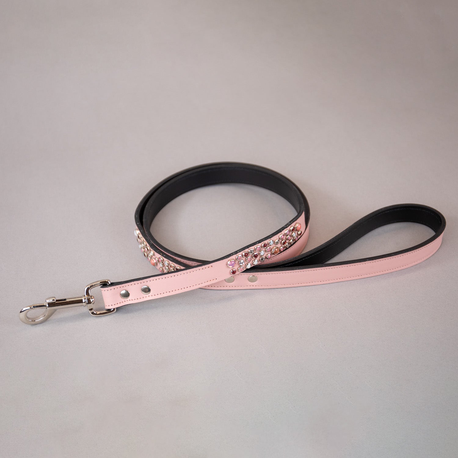 Wonders of the World Leashes