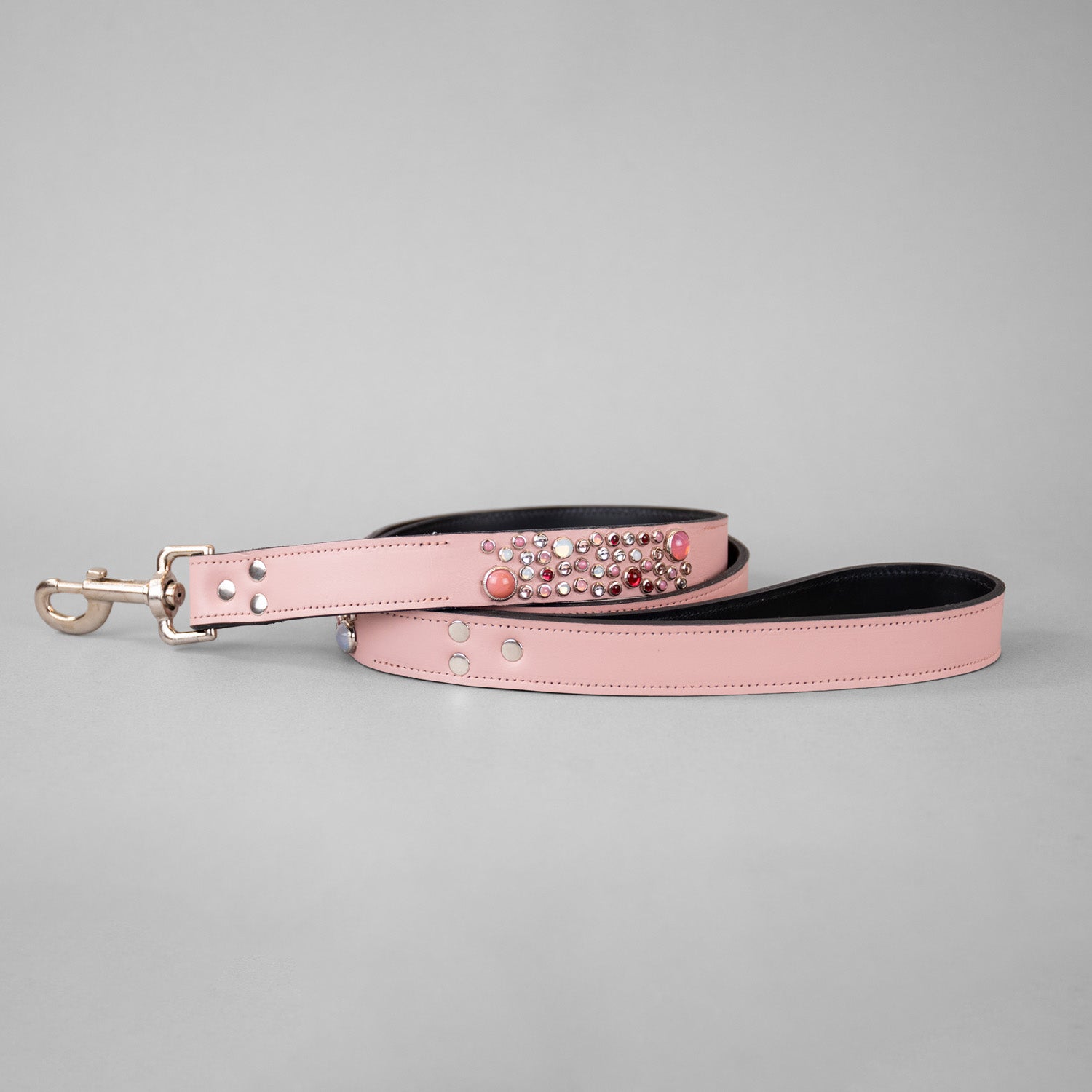 Wonders of the World Leashes