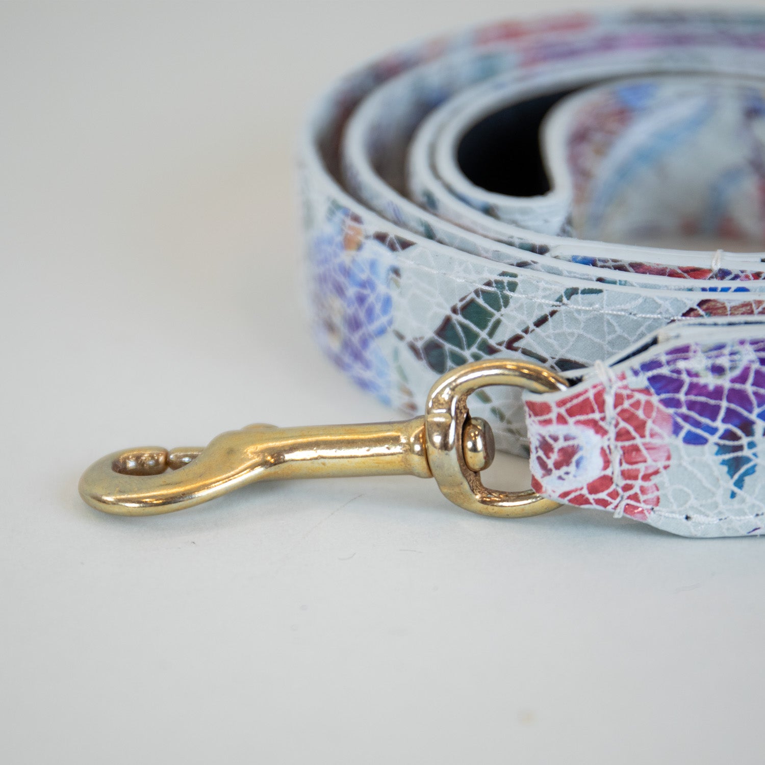 Mosaic Gardens Leashes