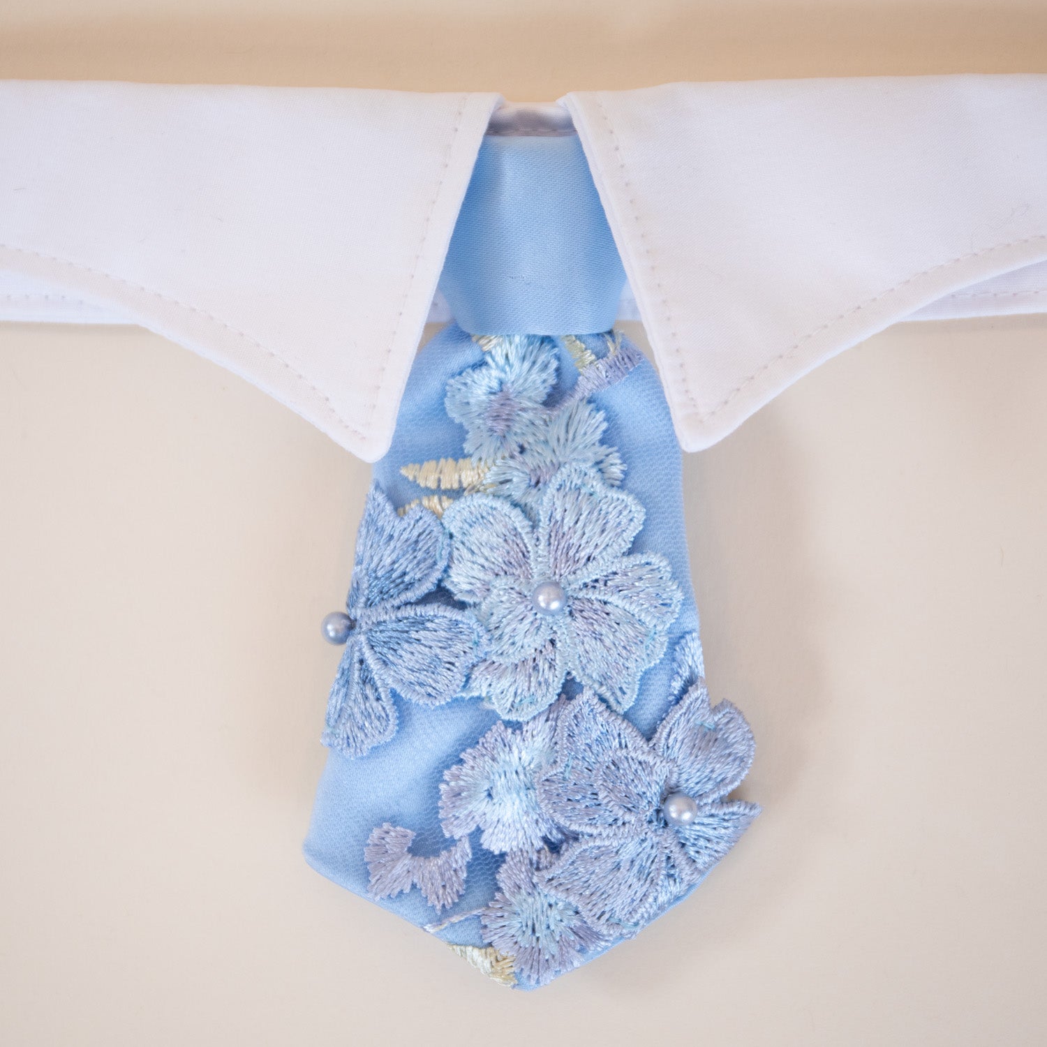 Enchanted Garden Tie