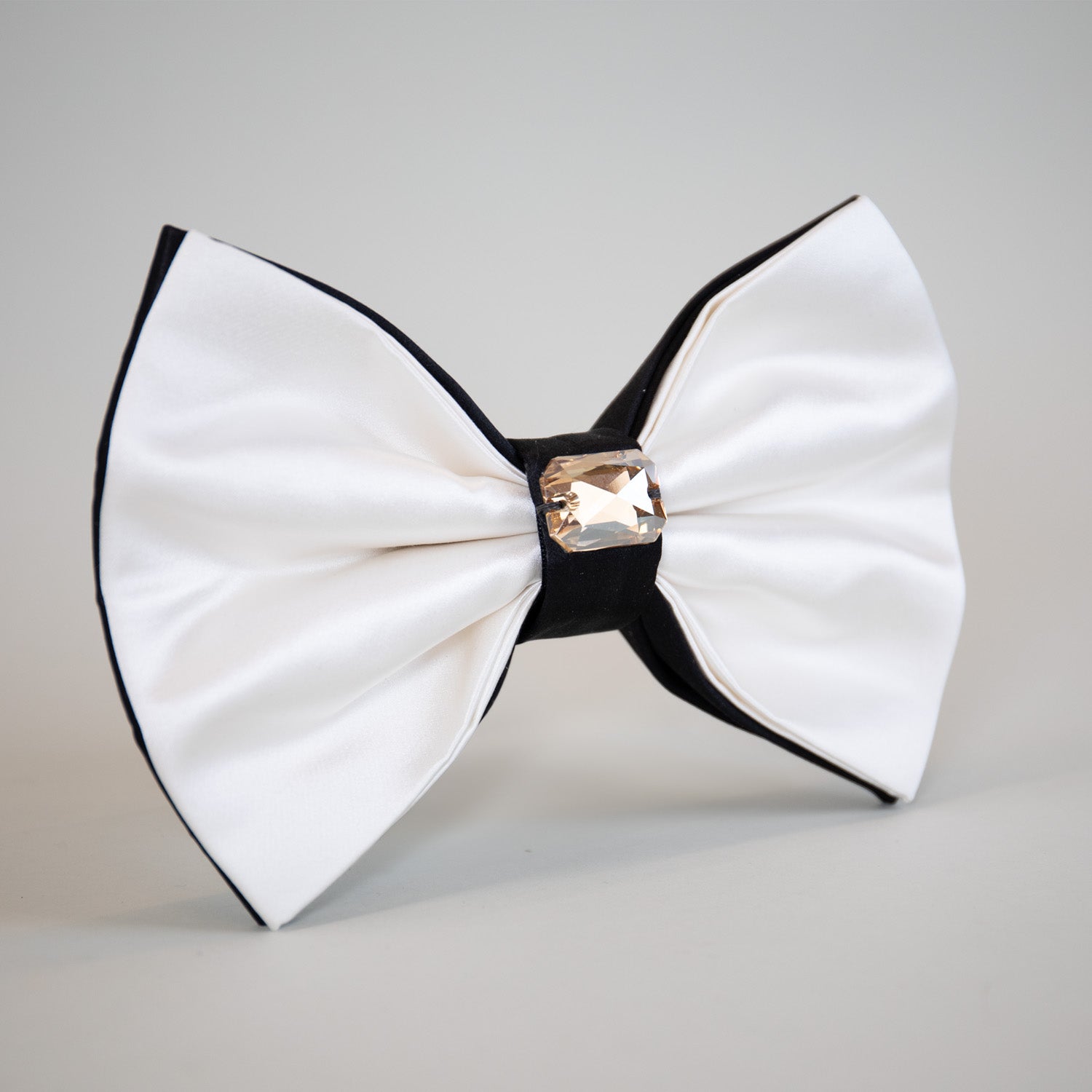 Ebony & Ivory Reversible Bow