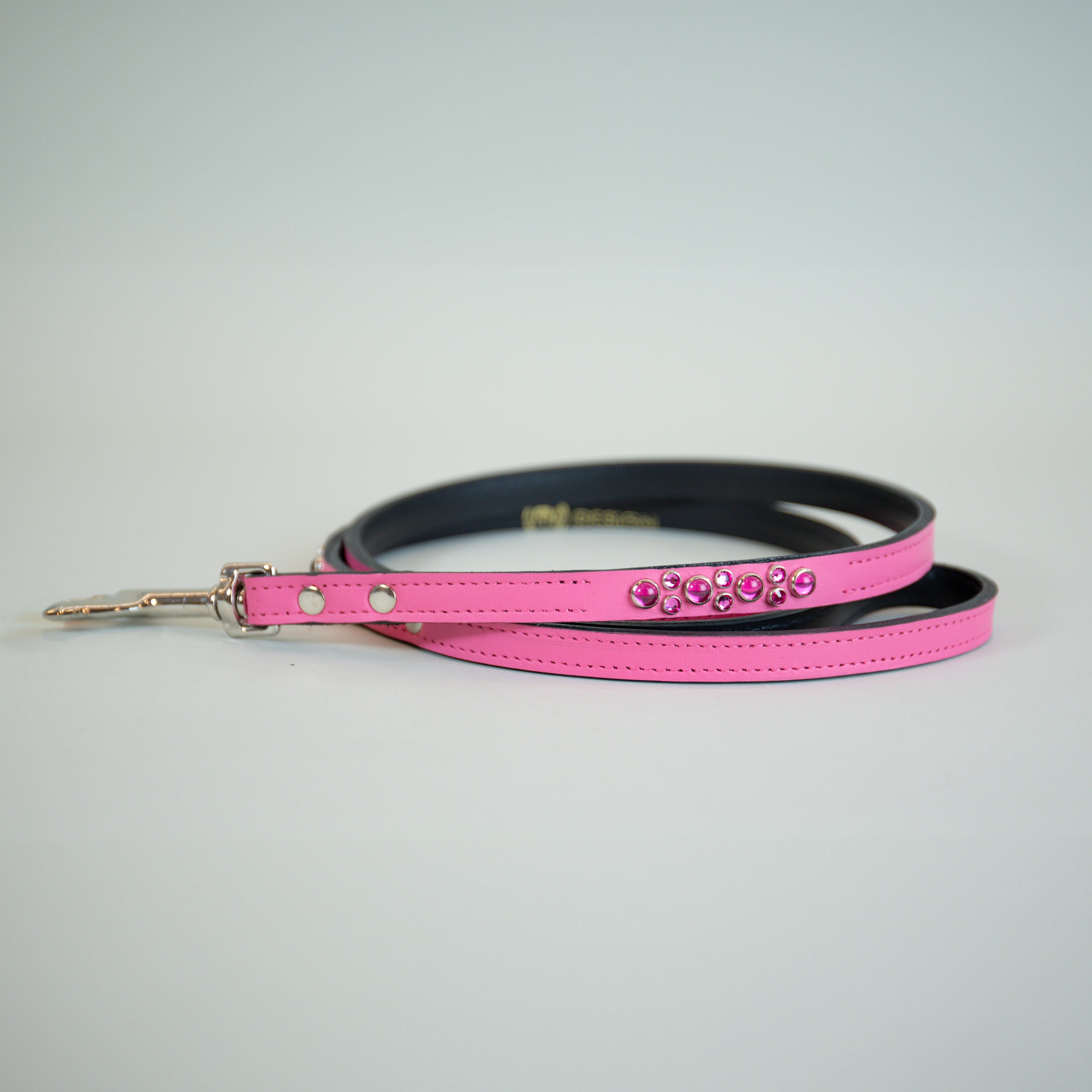 Burning Magnolia Leash