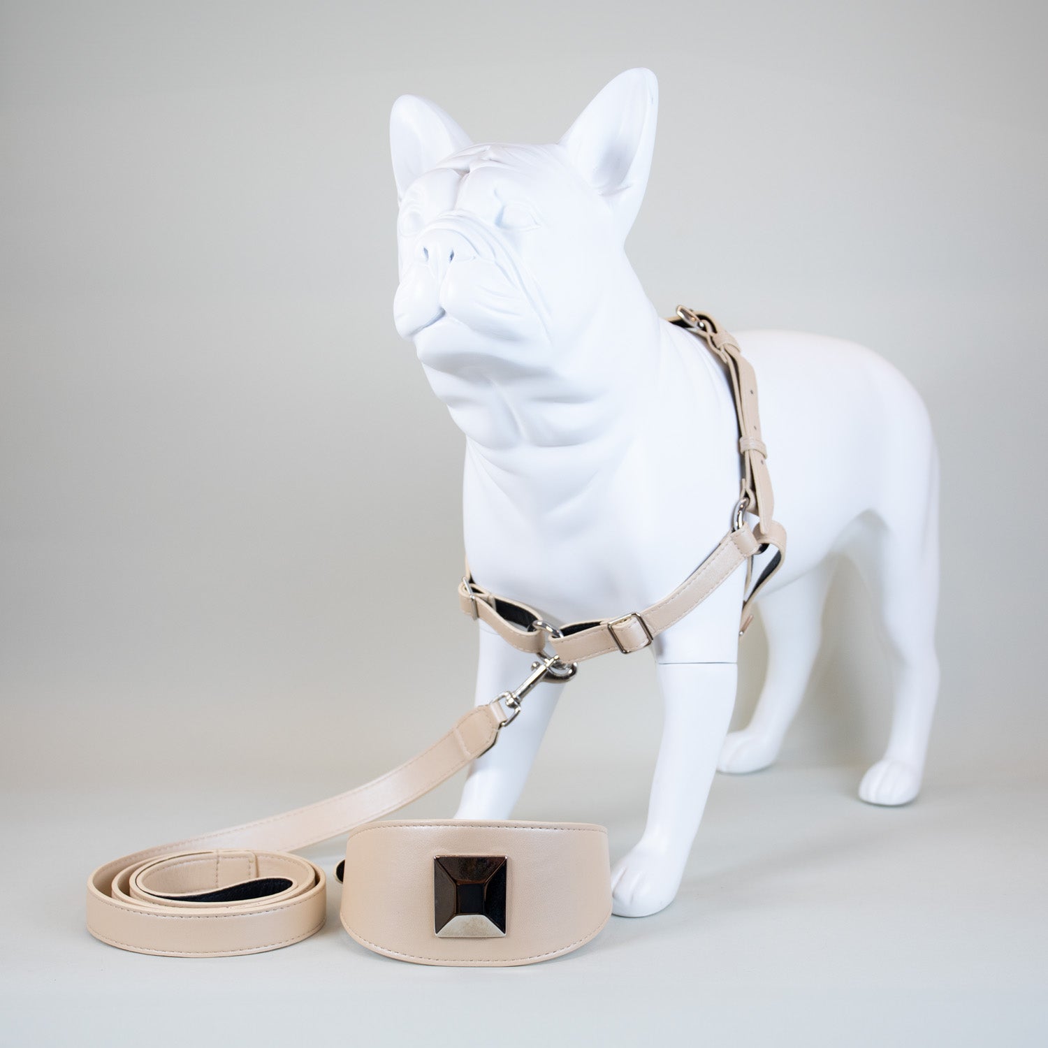 LOML Leashes