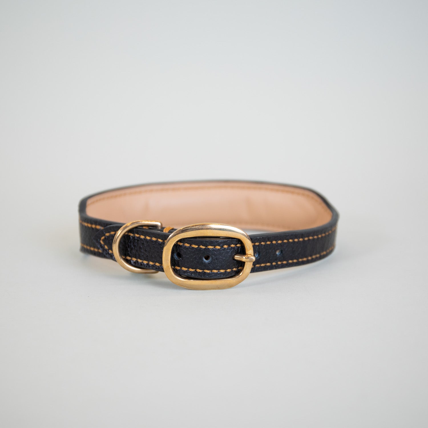 Canator Howlite Collar