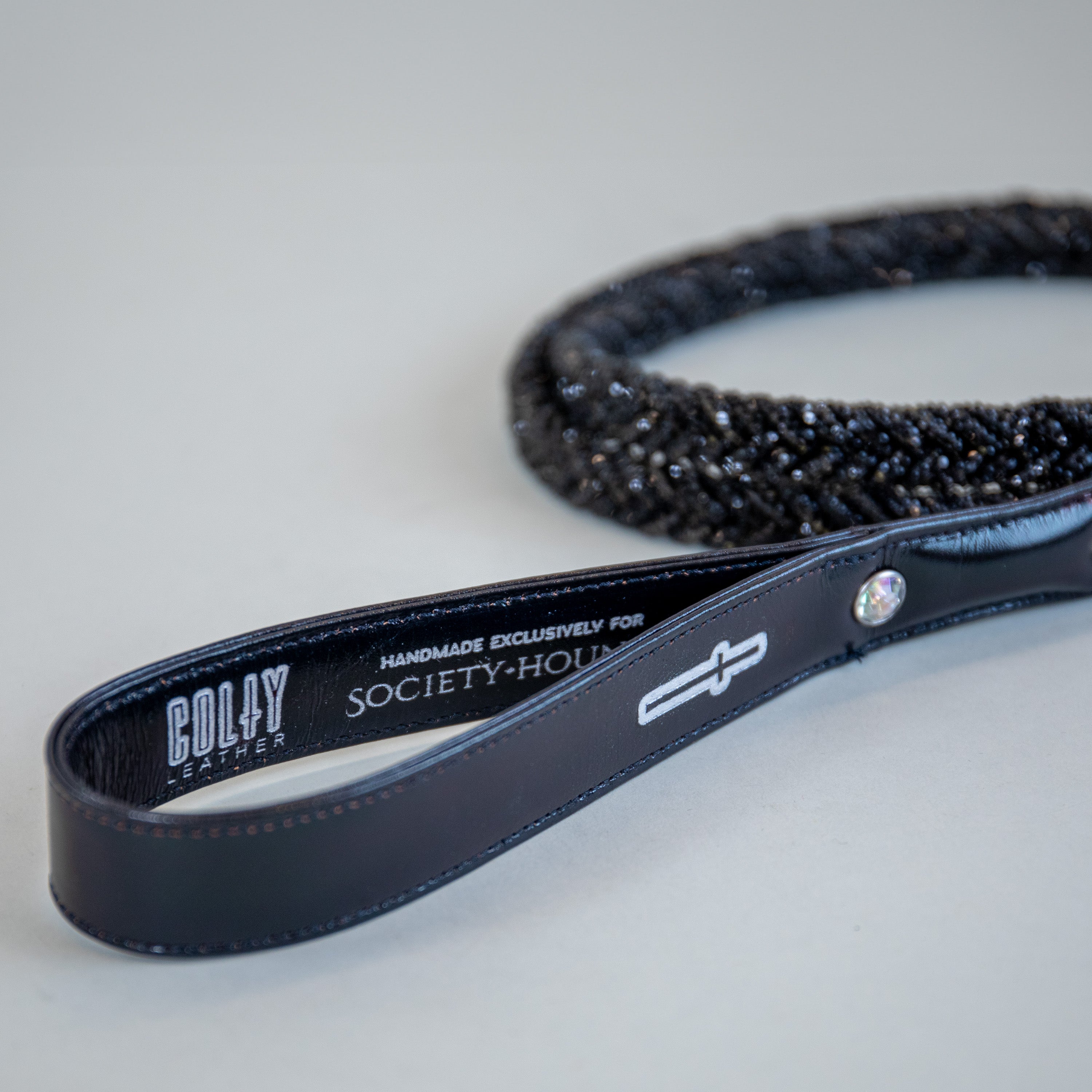 Ultraviolet Crystal Leashes