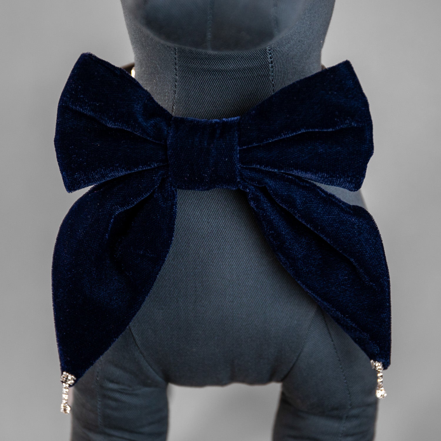 Glistening Velvet Bow