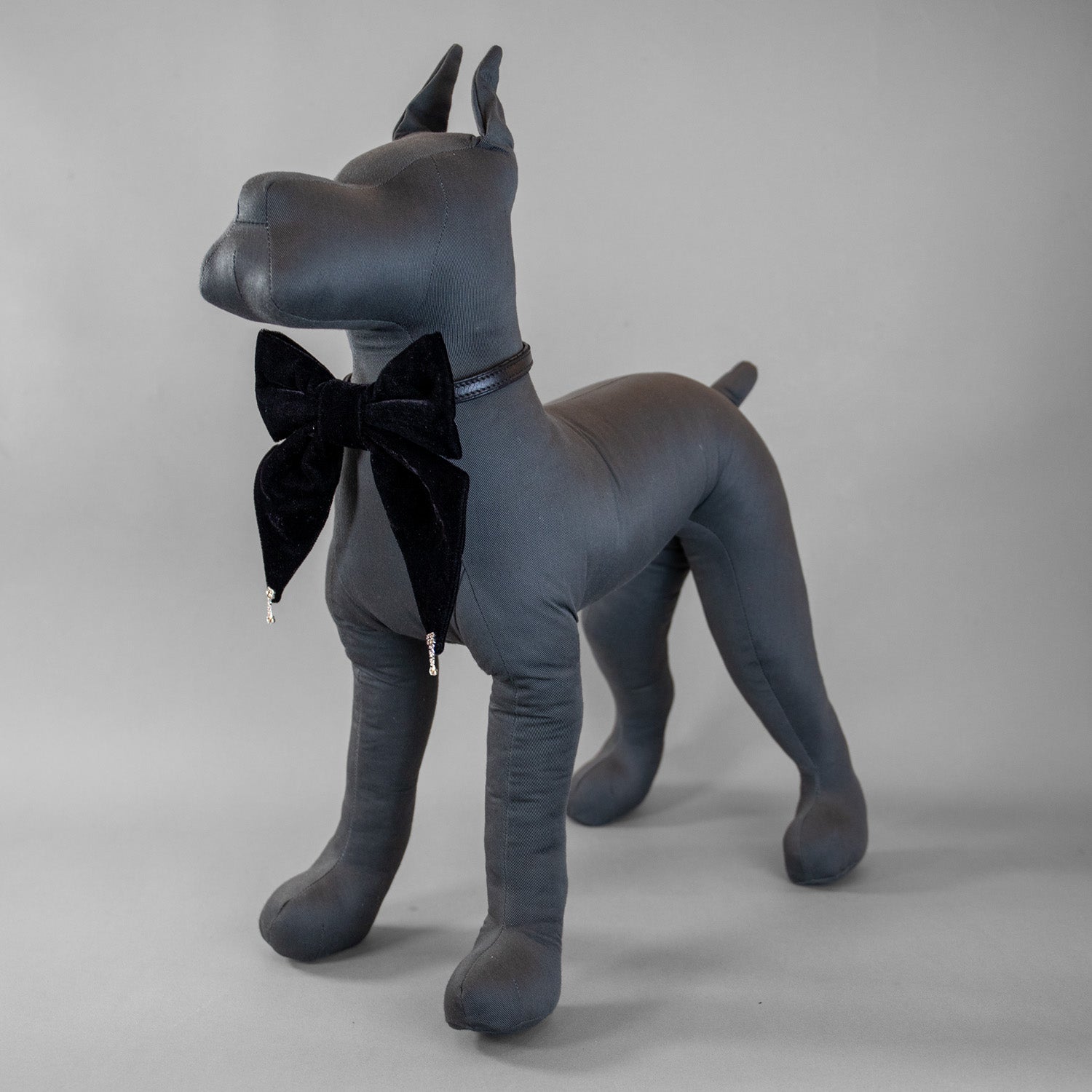 Glistening Velvet Bow