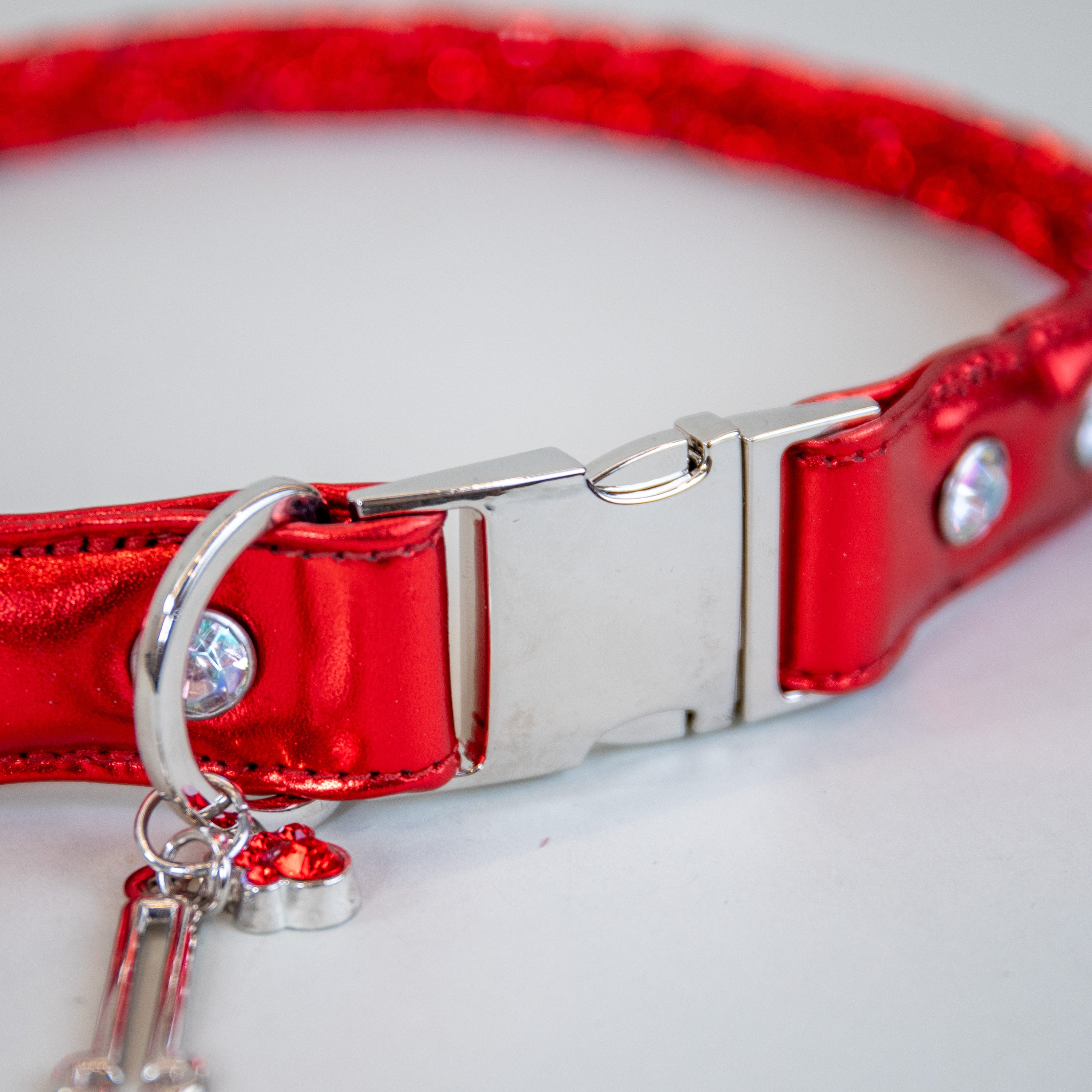 Ultraviolet Crystal Collars
