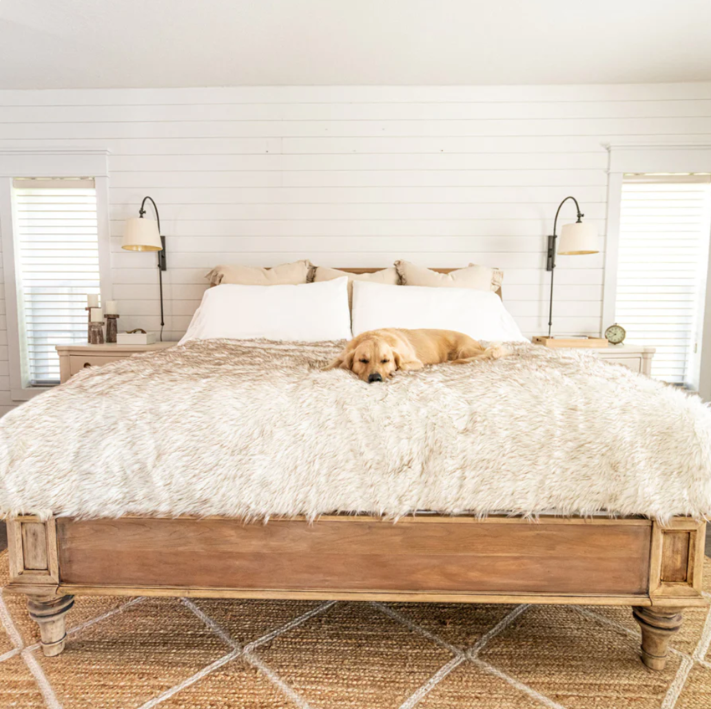 Faux Fur Waterproof Throw Blankets