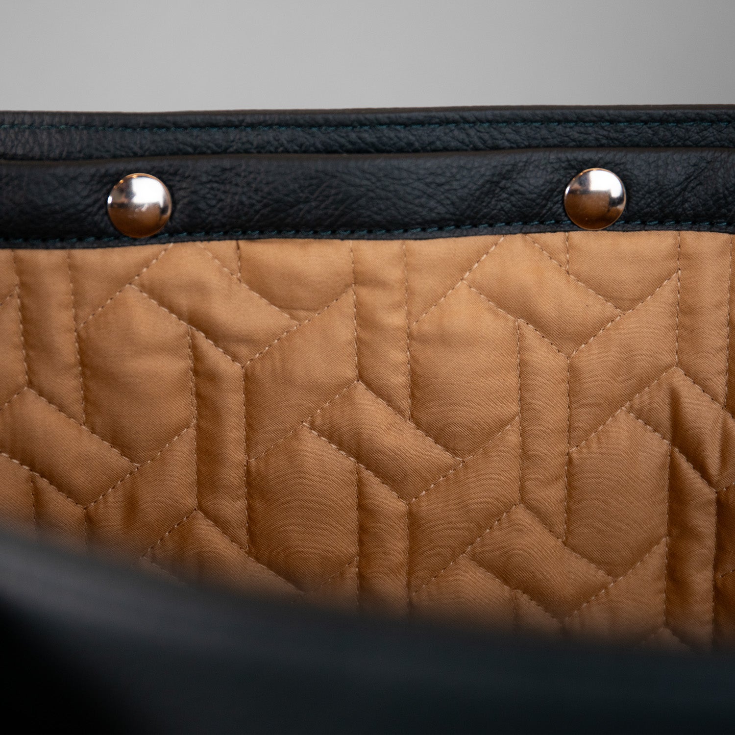 The Pelle Frau Carrier