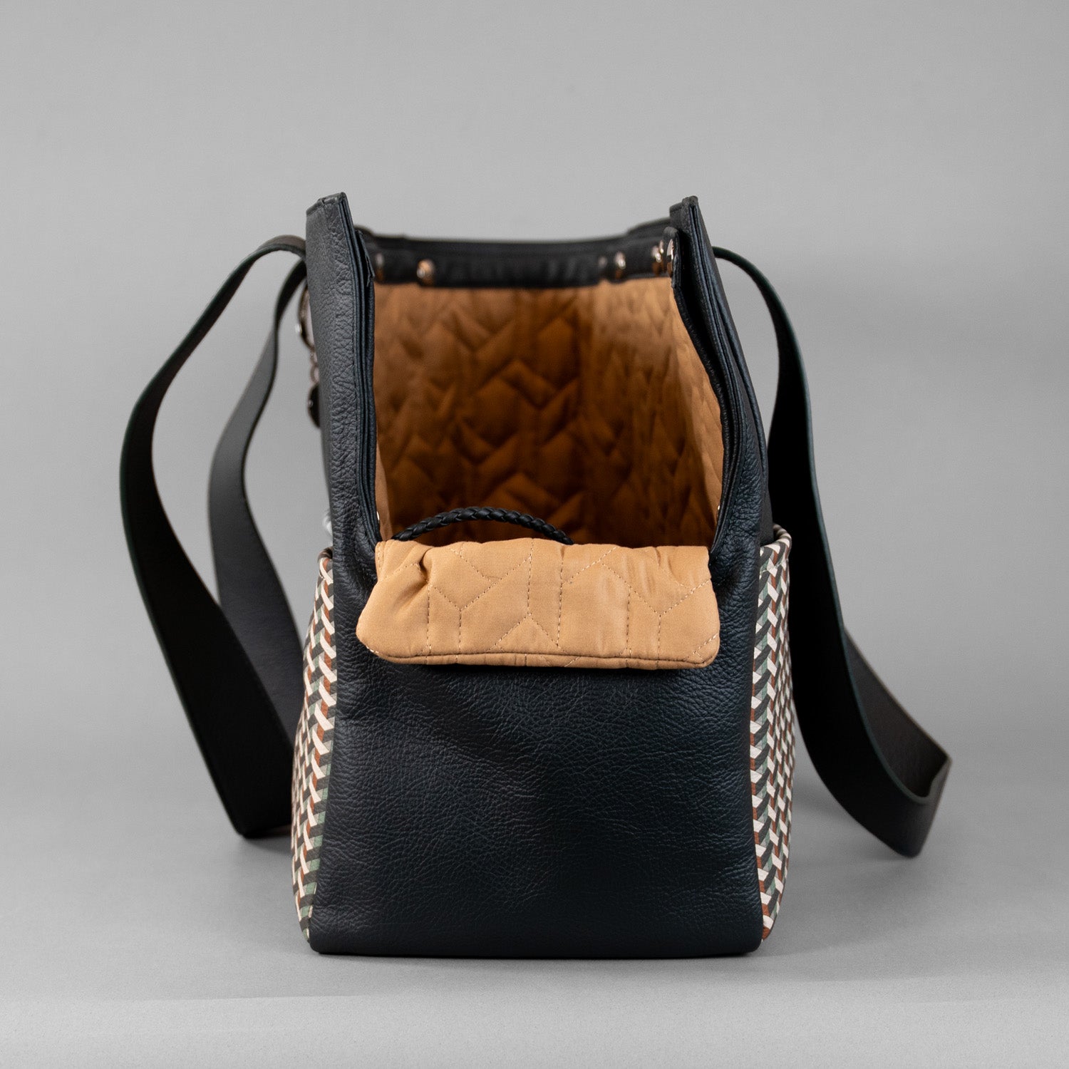 The Pelle Frau Carrier