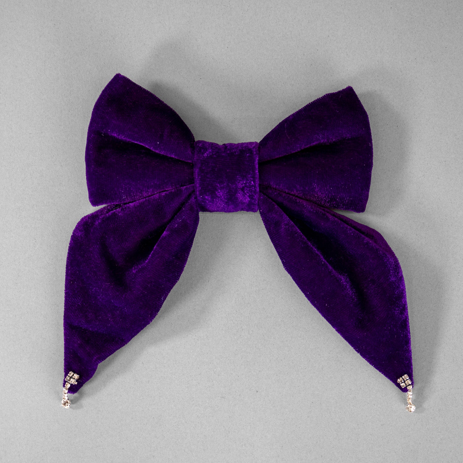 Glistening Velvet Bow