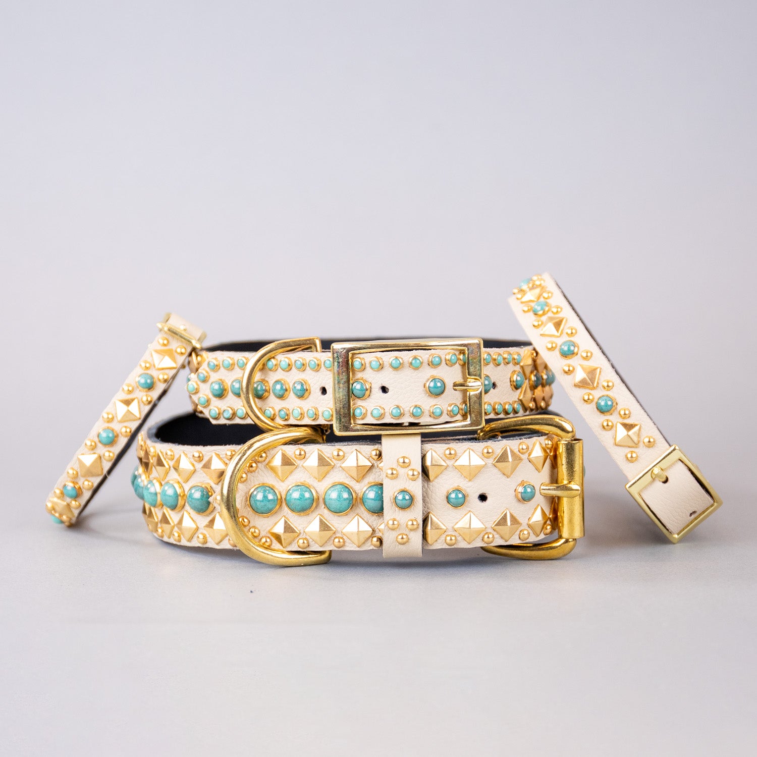 The Sphinx Collar