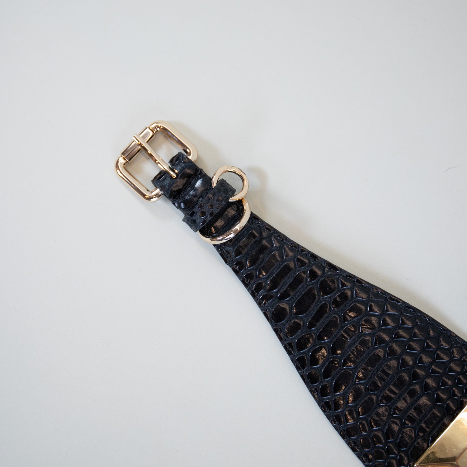 Embossed Obsidian Collar