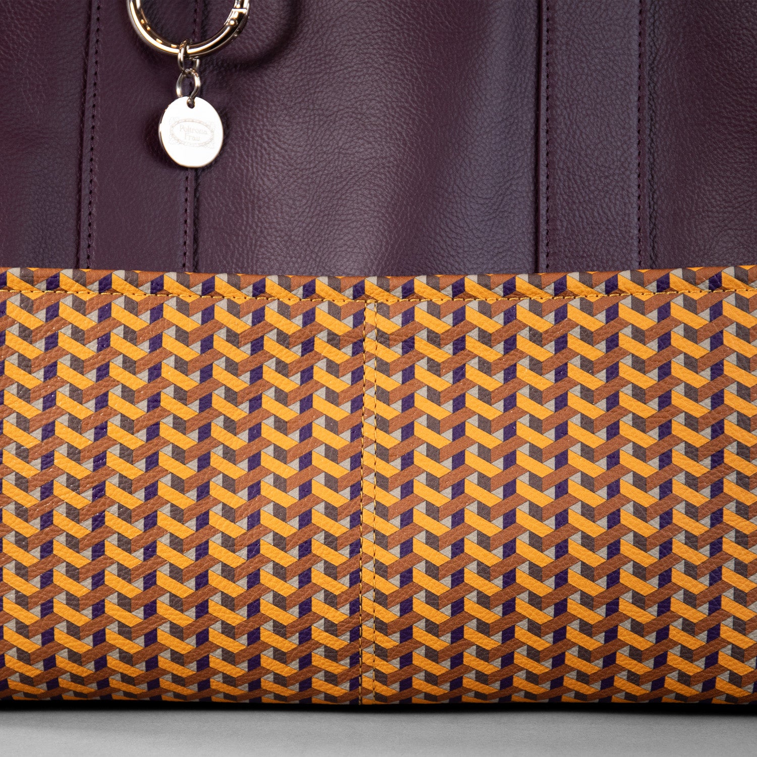 The Pelle Frau Carrier