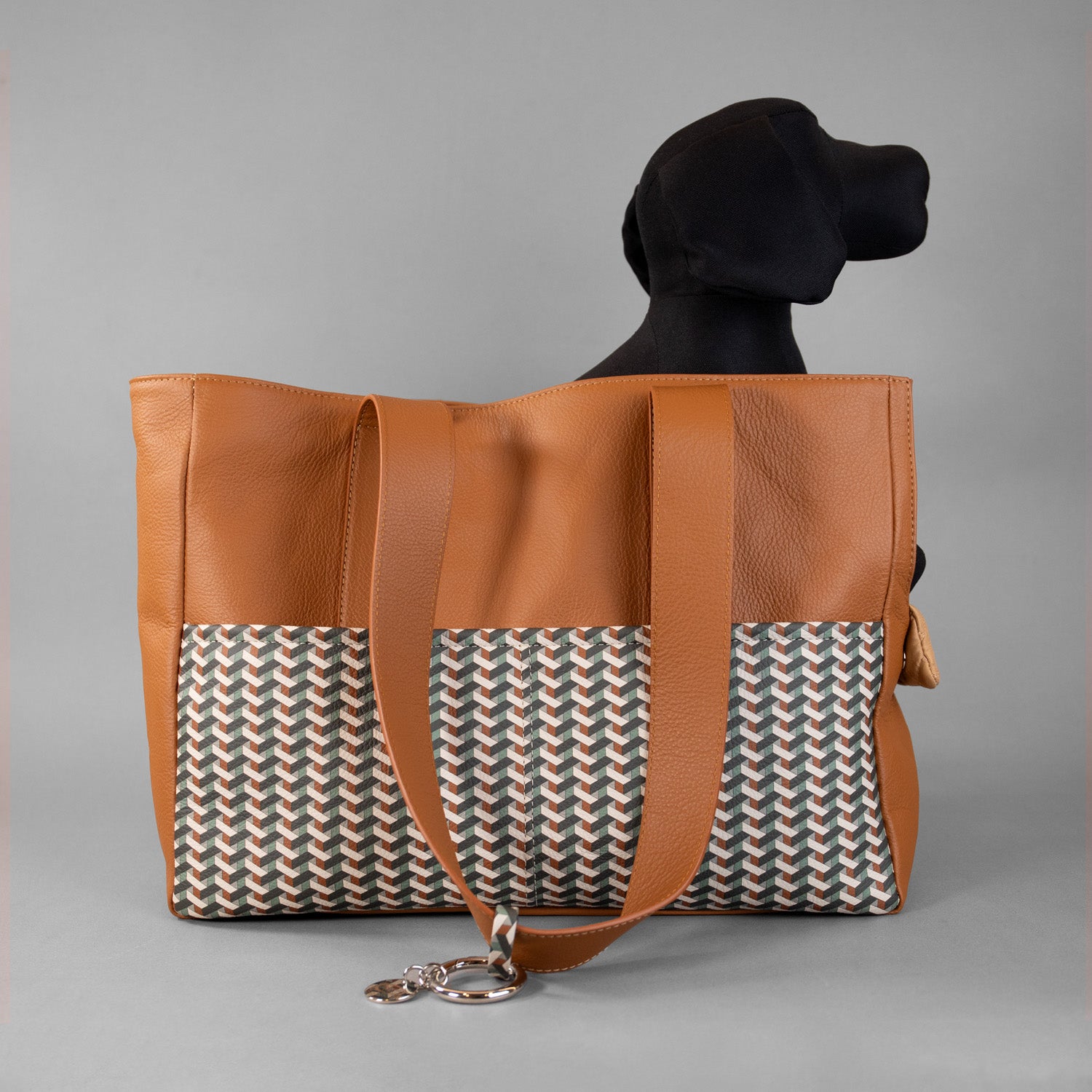 The Pelle Frau Carrier