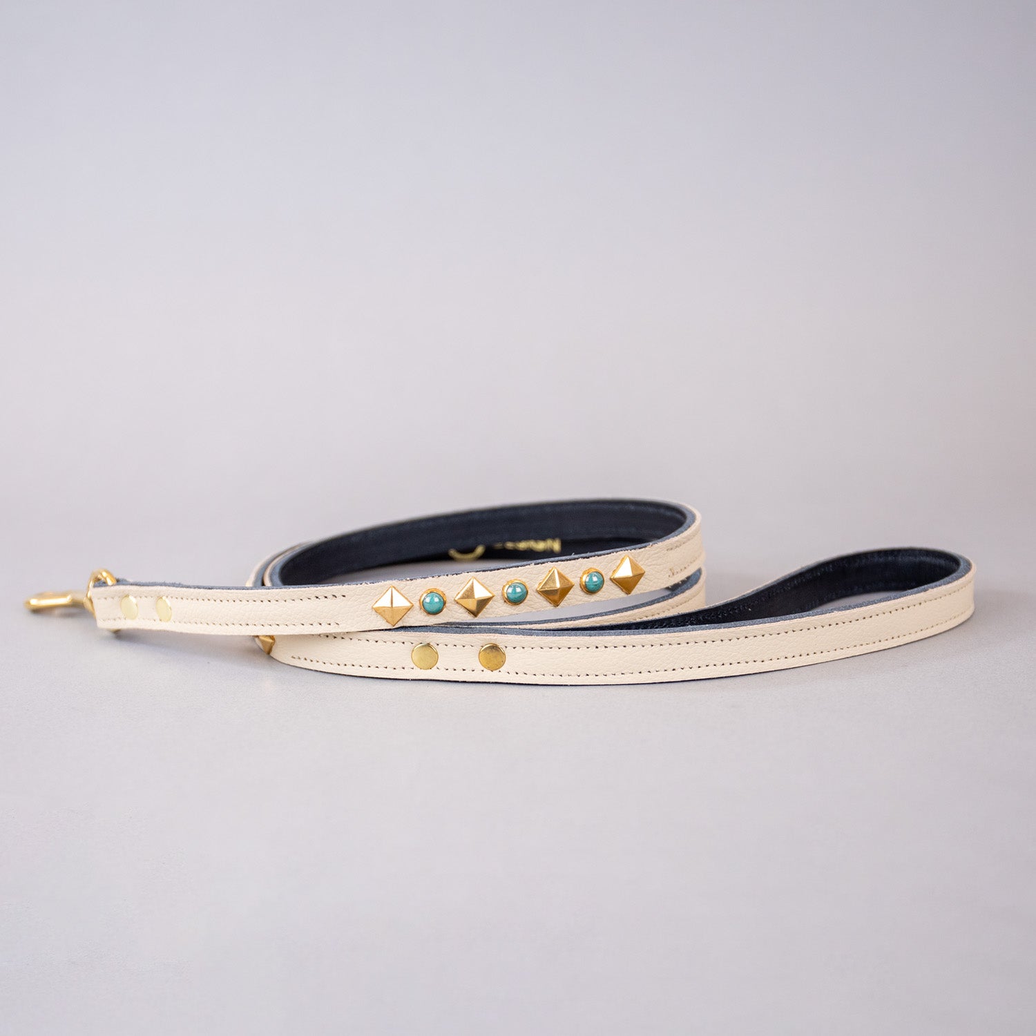 The Sphinx Leash