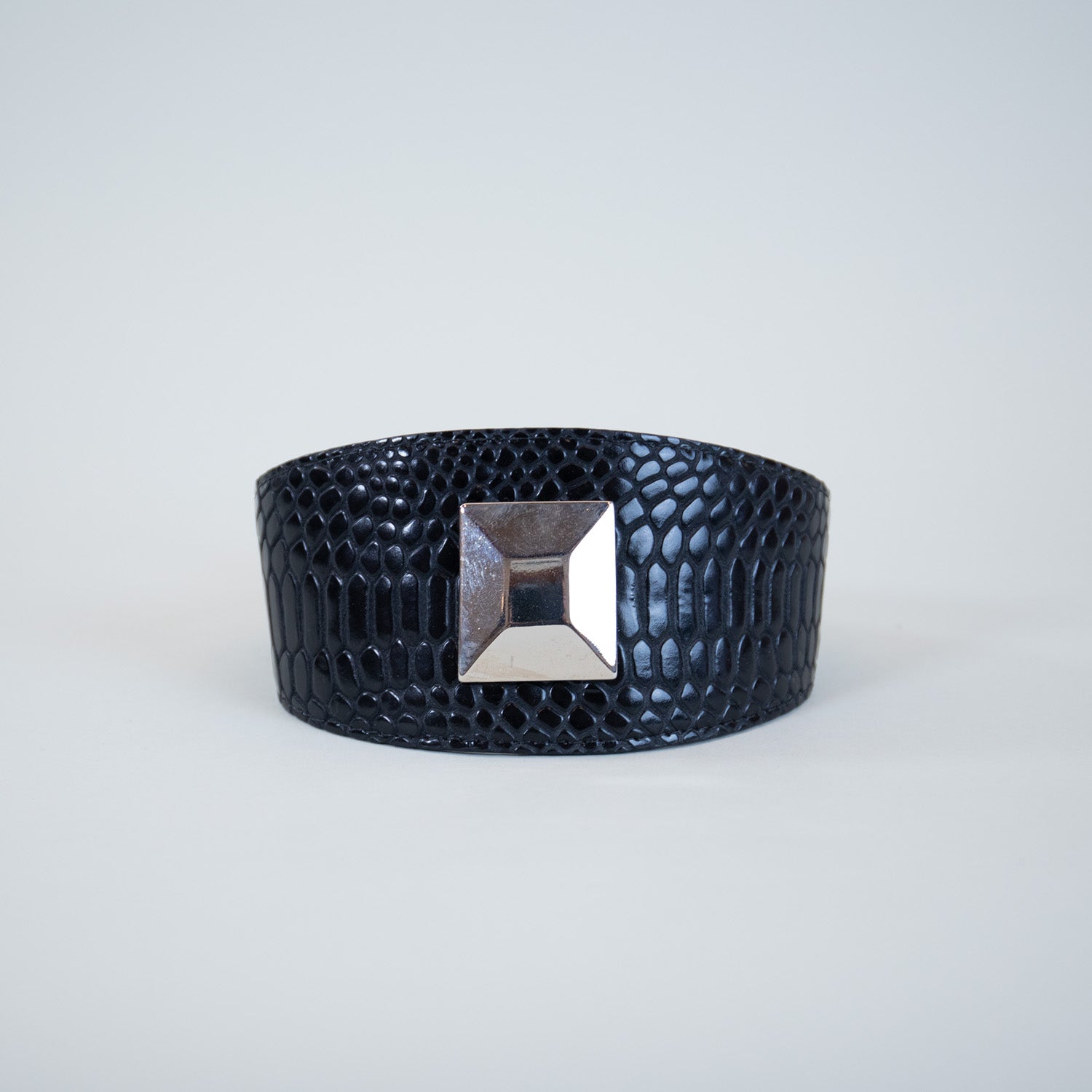 Embossed Obsidian Collar