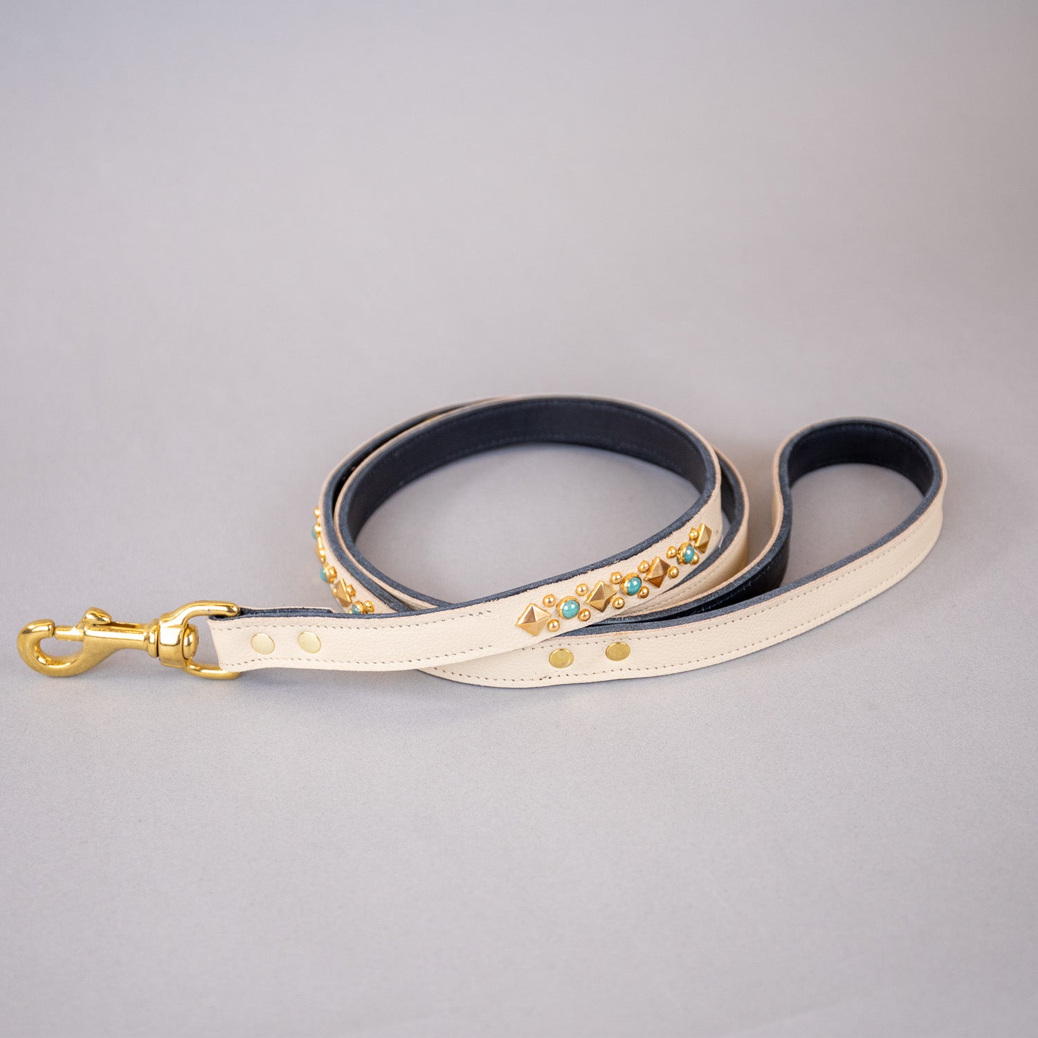 The Sphinx Leash