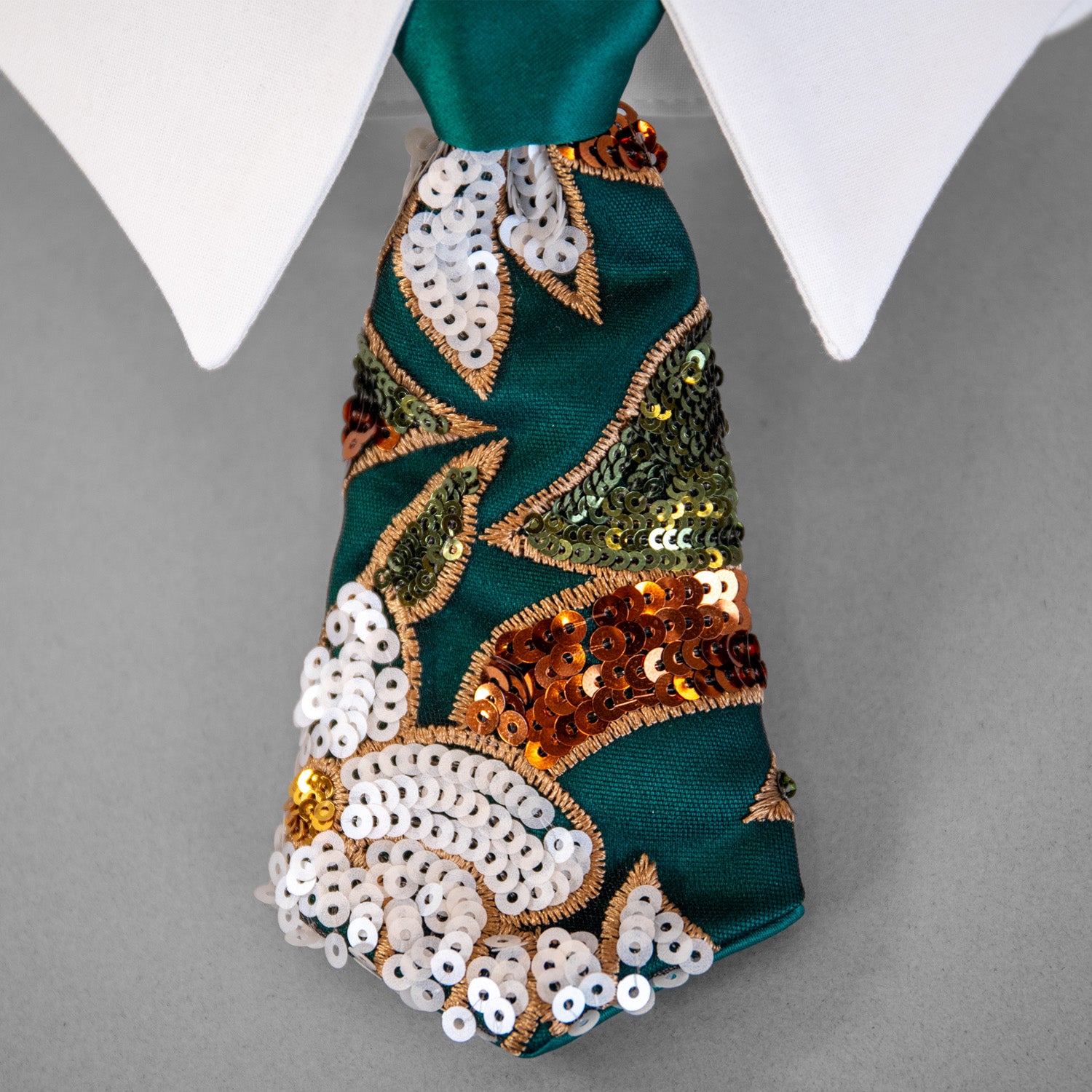 Pixie Poinsettia Tie